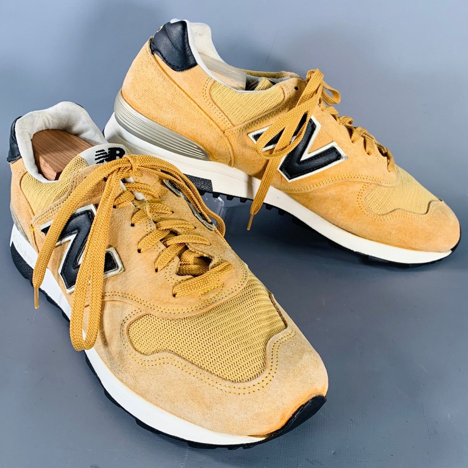 New Balance NEW BALANCE 1400 Mustard Yellow Suede Mesh Athletic Sneakers Size US 11 / EU 44 - 1 Thumbnail