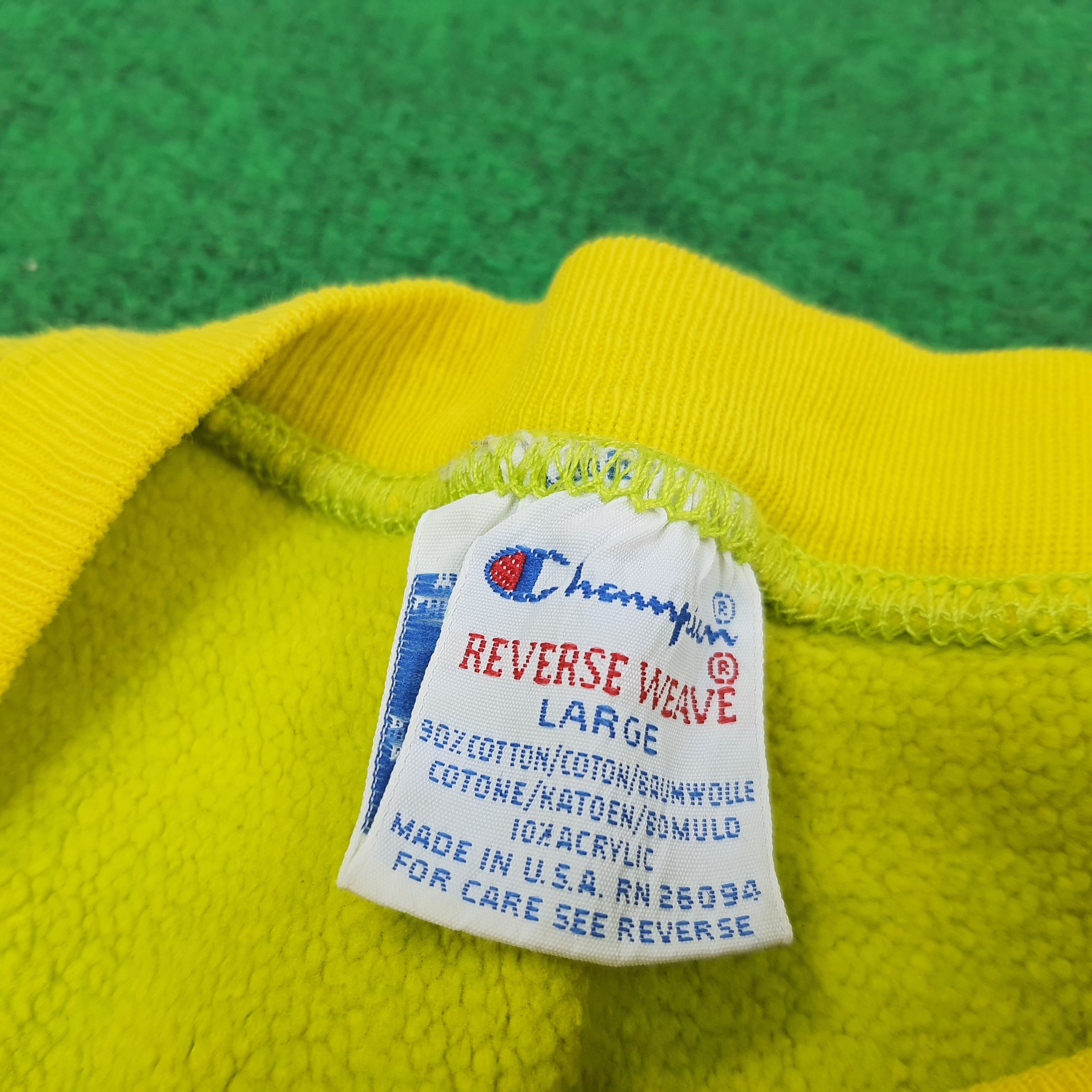 Champion × Vintage Vintage Champion Small Logo Sweatshirts C220N6 Size US S / EU 44-46 / 1 - 4 Thumbnail