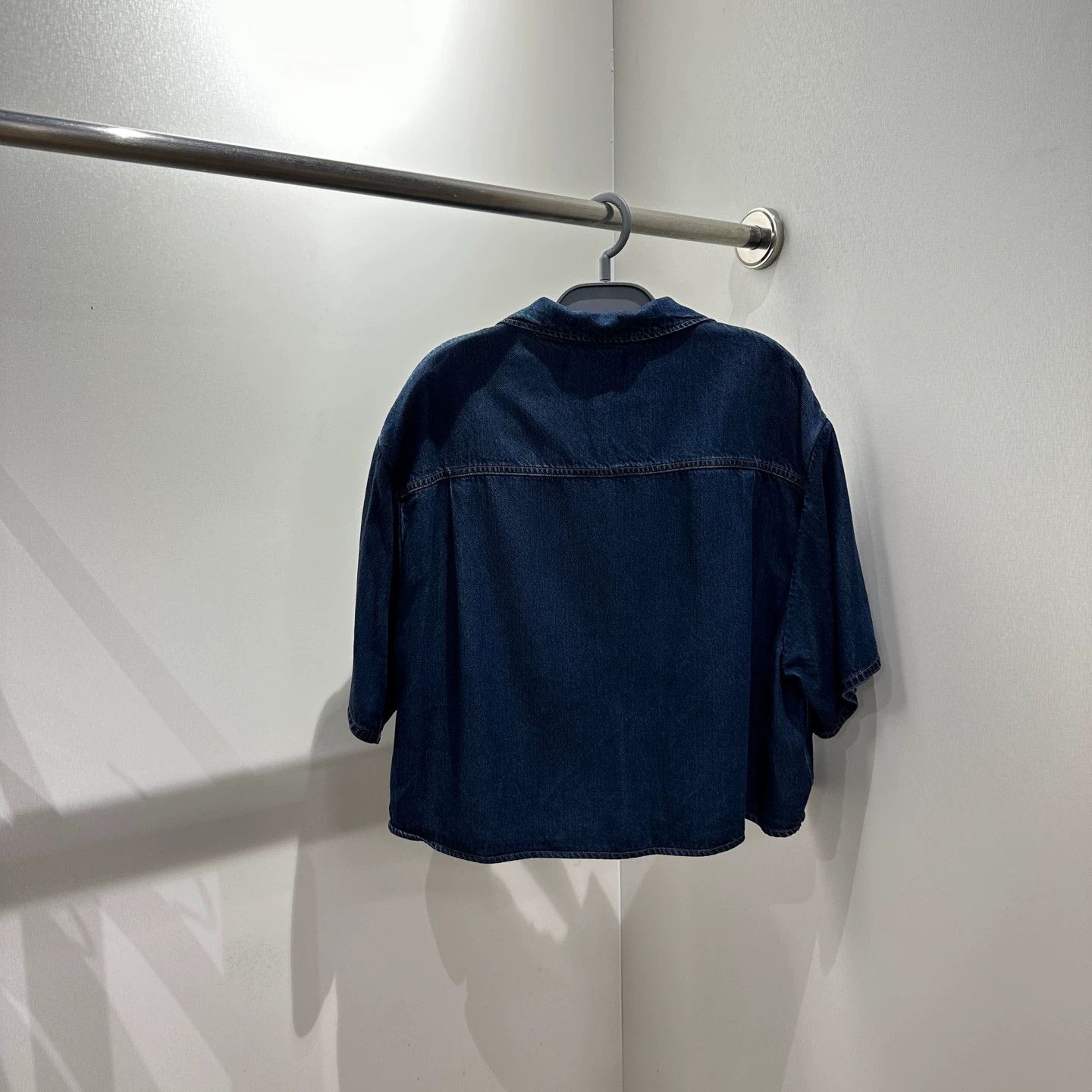 Miu Miu MIU MIU may452 logo-embroidered denim s/s shirt 38 Size XS / US 0-2 / IT 36-38 - 2 Thumbnail