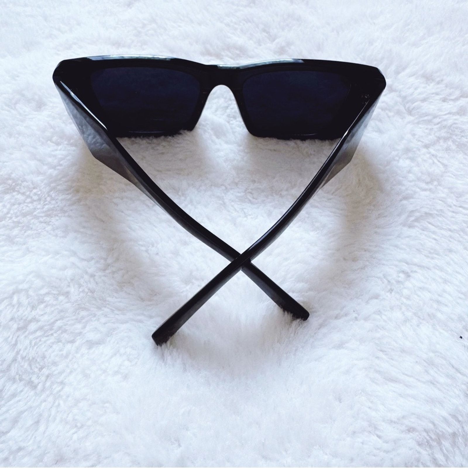 Other Lily Black Rectangular Sunglasses Size ONE SIZE - 8 Thumbnail