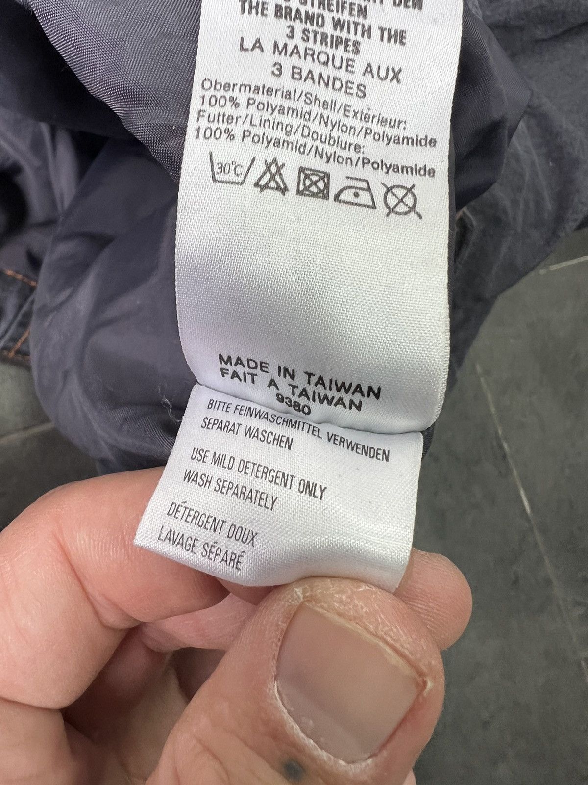 Adidas × Vintage Vintage Adidas Adventure Anorak Windbreaker Jacket Size US L / EU 52-54 / 3 - 19 Thumbnail
