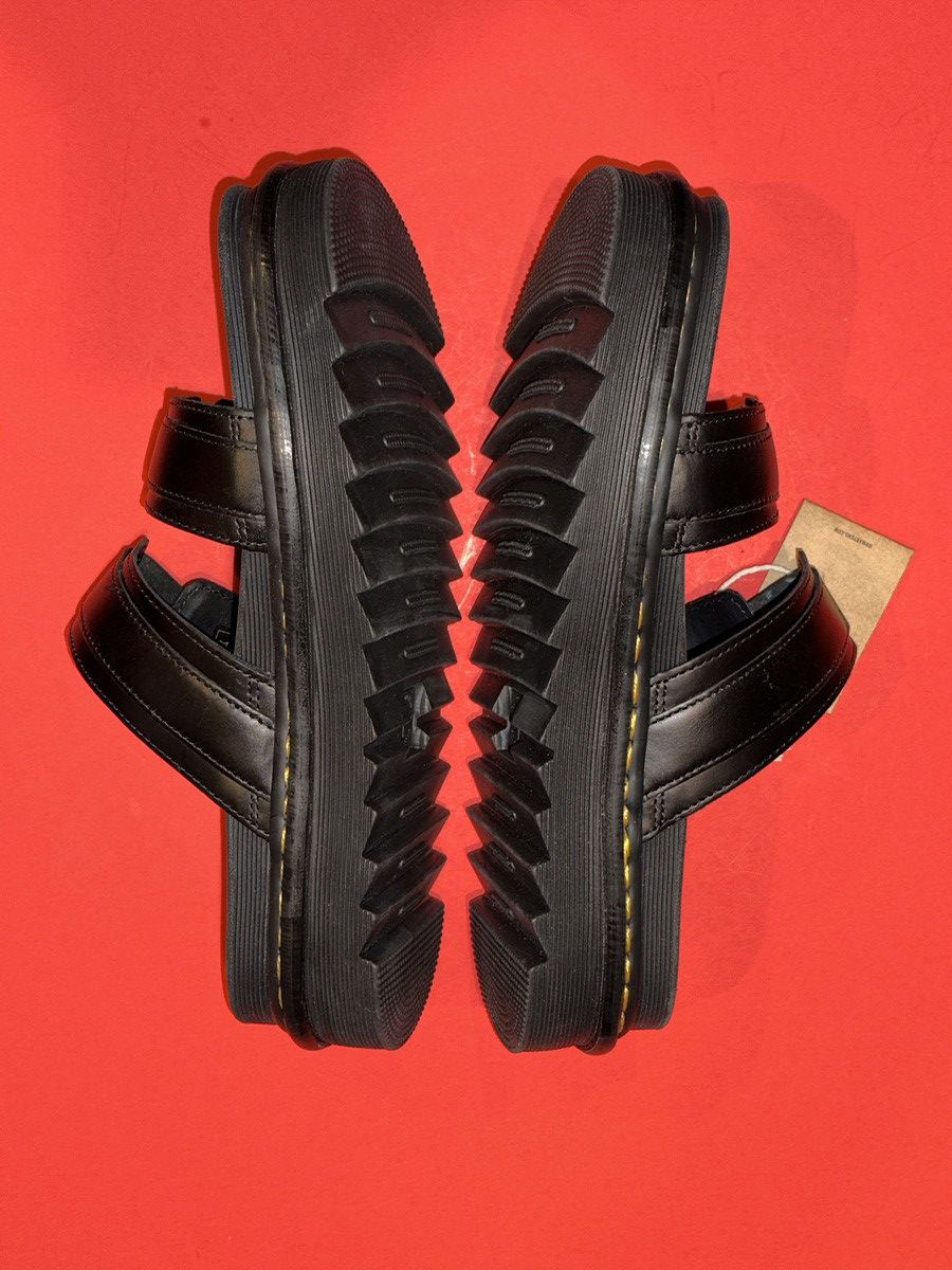 Dr. Martens DR. MARTENS MYLES BLACK LEATHER 2 BUCKLE SLIDE SANDALS M11 Size US 11 / EU 44 - 5 Thumbnail