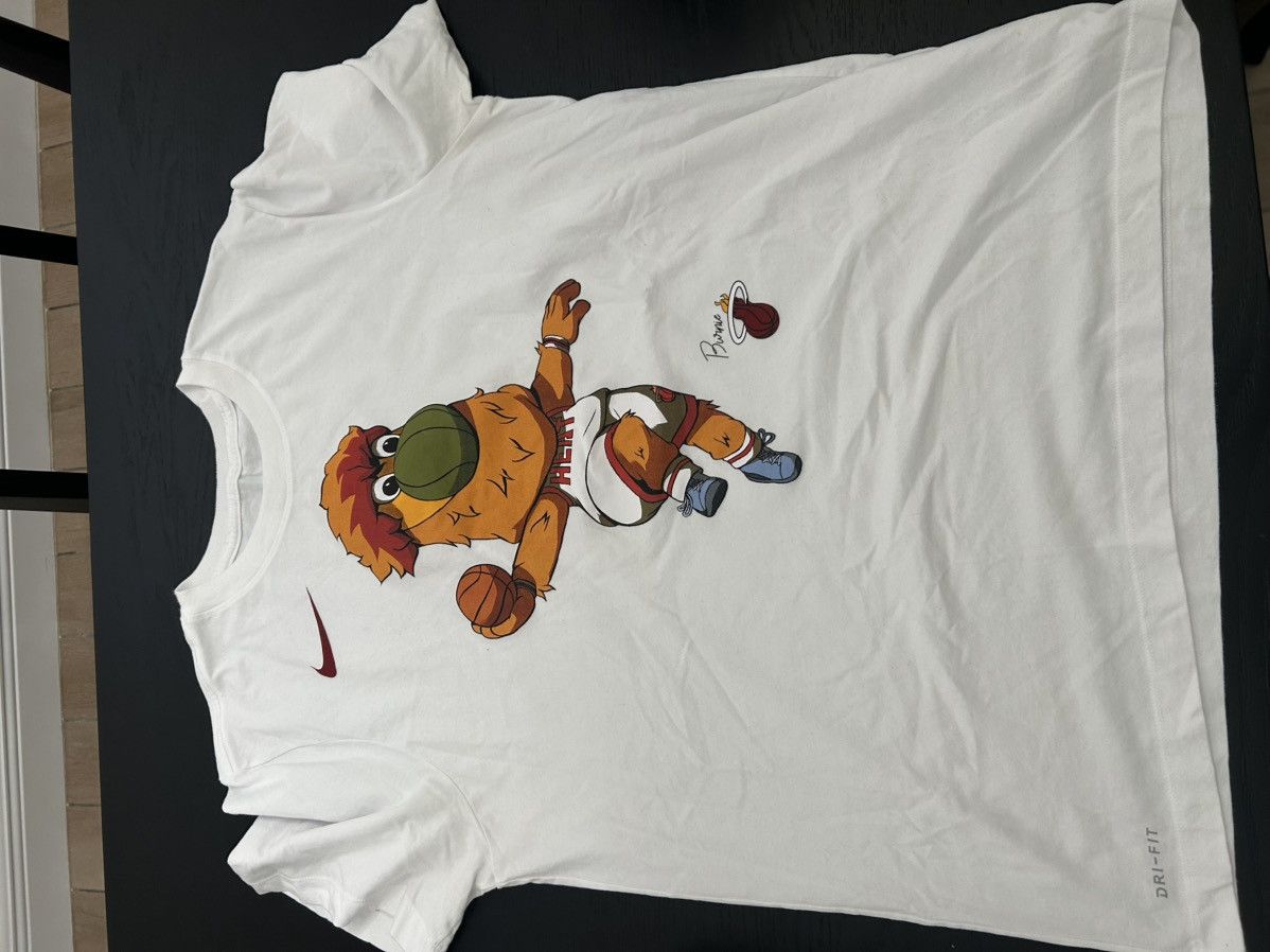 Nike Nike Miami Heat tee shirt Size US L / EU 52-54 / 3 - 1 Thumbnail