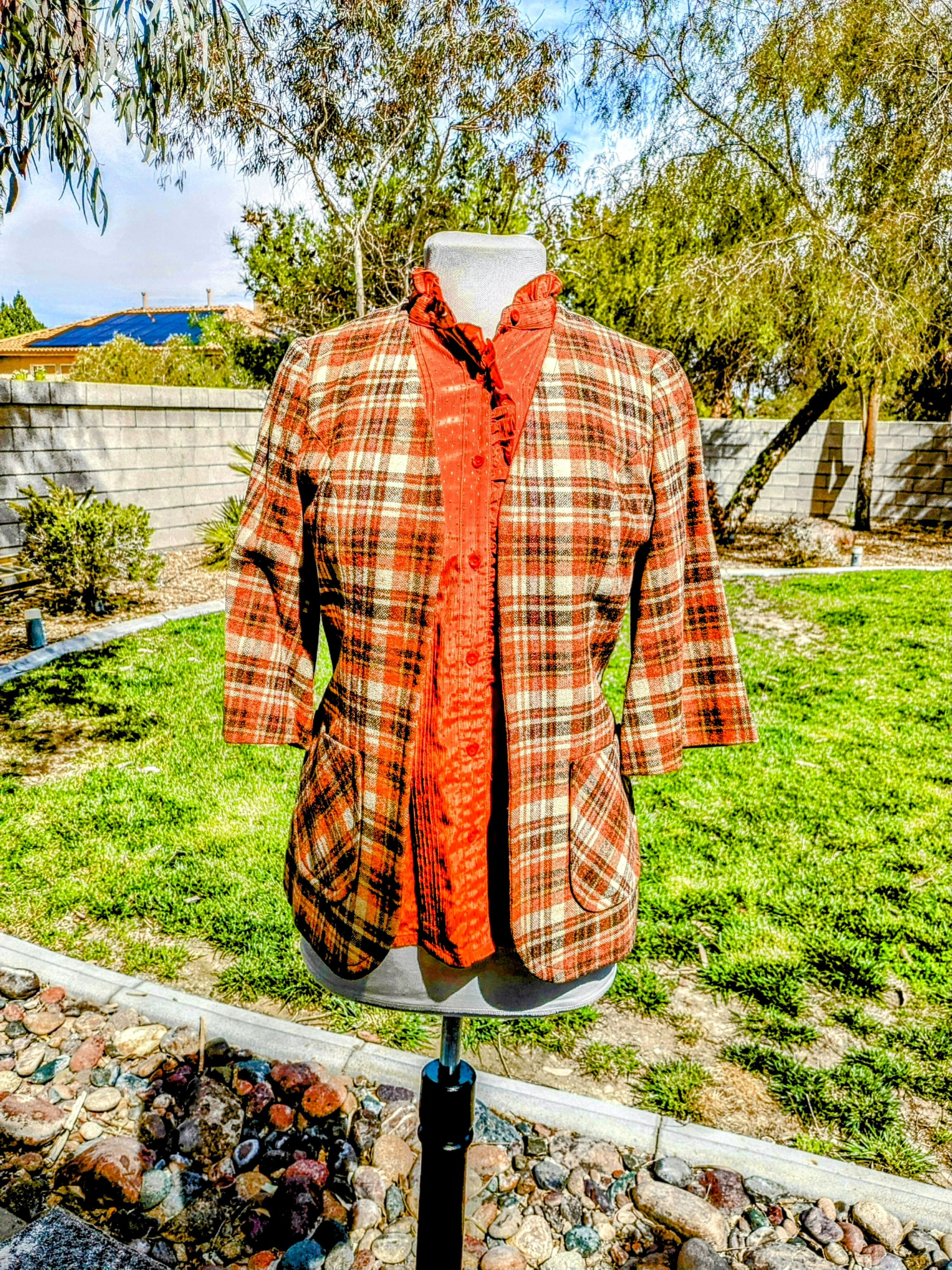 Vintage Vintage Petite Plaid Petite Pullover Coat Lined Jacket Size M / US 6-8 / IT 42-44 - 1 Thumbnail