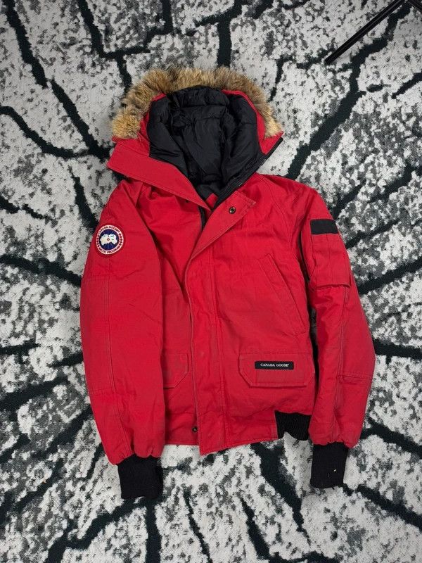 Canada Goose Vintage Canada Goose Chillwack Down Jacket Red M Logo Size M / US 6-8 / IT 42-44 - 1 Thumbnail