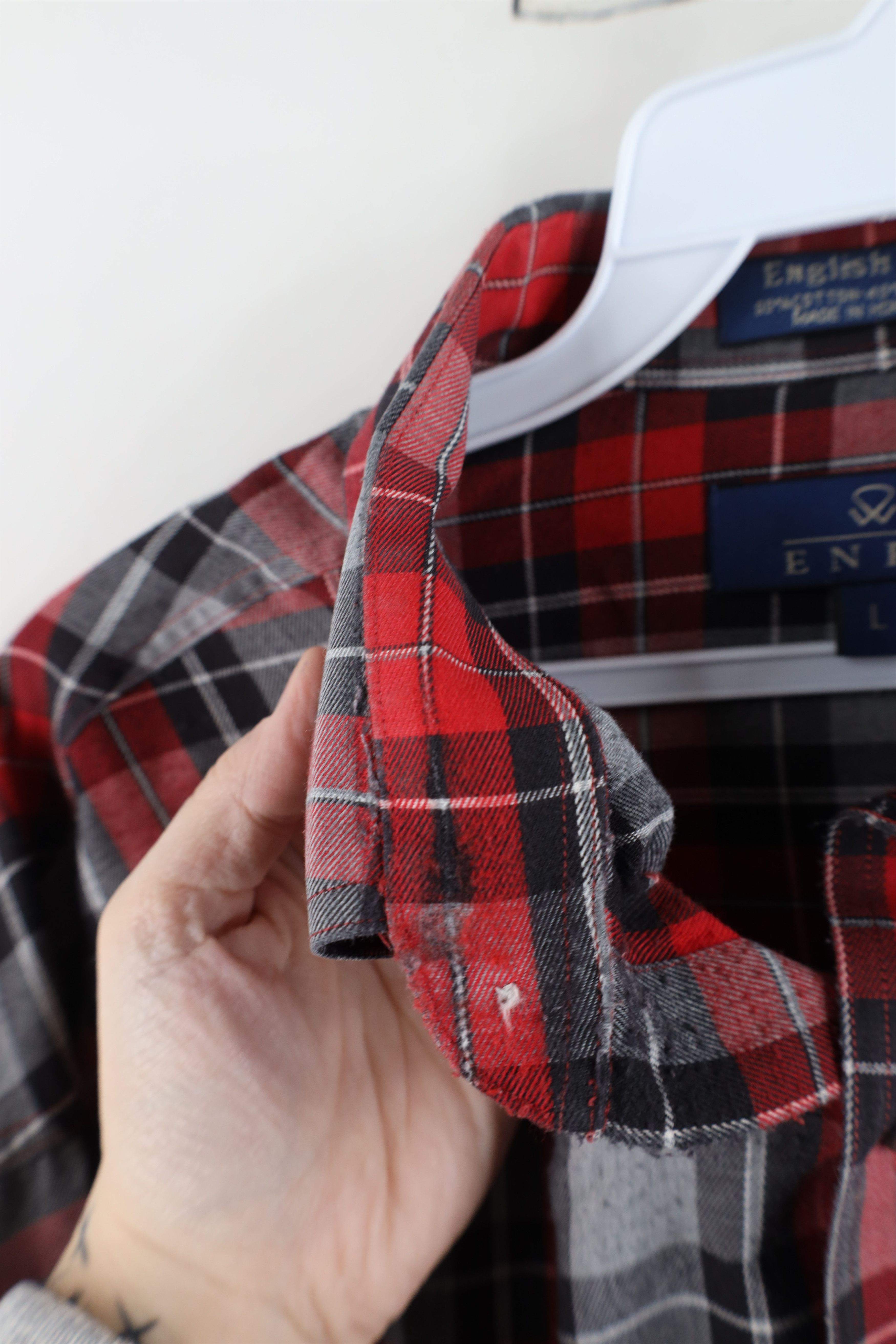 Vintage Vintage 90s Streetwear Twill Collared Button Down Shirt Red Size US L / EU 52-54 / 3 - 7 Thumbnail