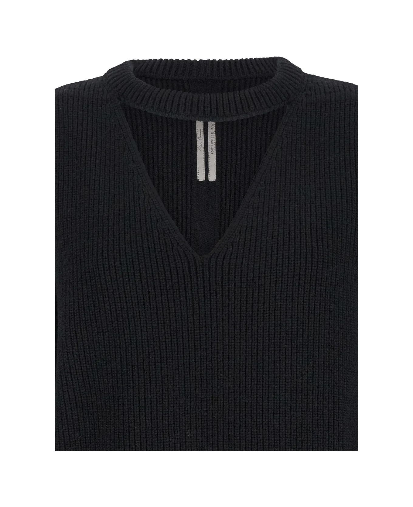 o1y0126 Wool Sweater in Black