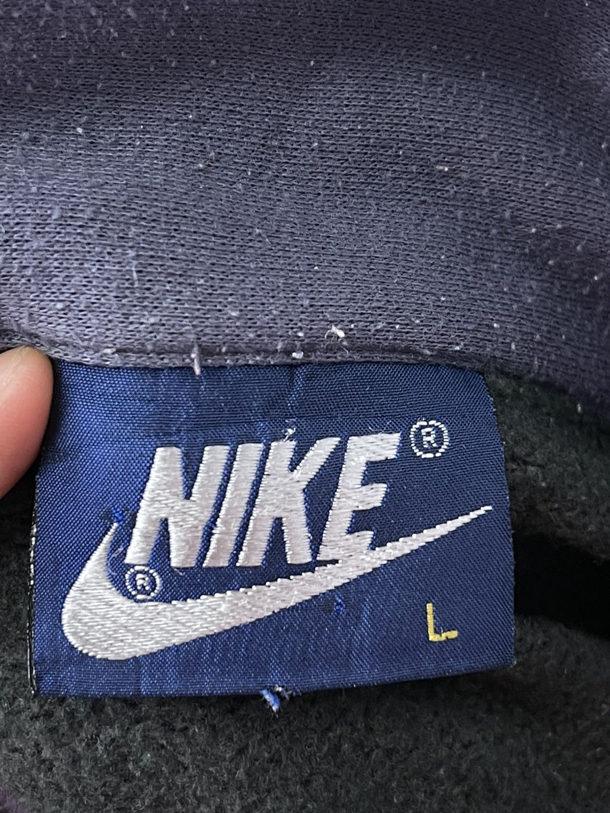 Nike Vintage 80s Nike Sweater Size US L / EU 52-54 / 3 - 11 Thumbnail