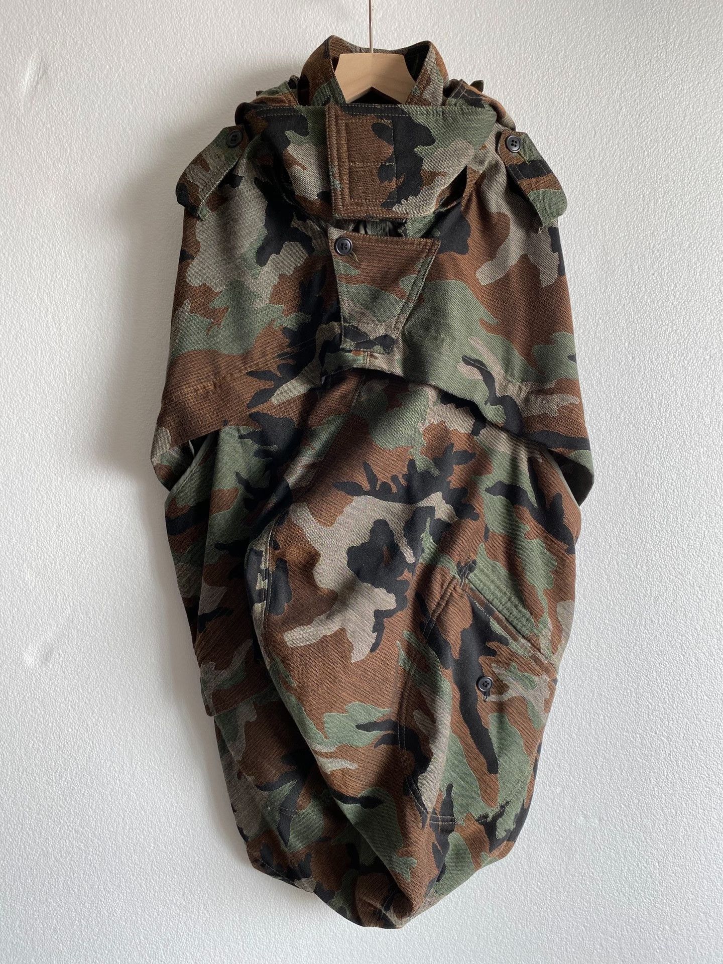 Junya Watanabe junya watanabe camouflage cape coat Size US S / EU 44-46 / 1 - 1 Thumbnail