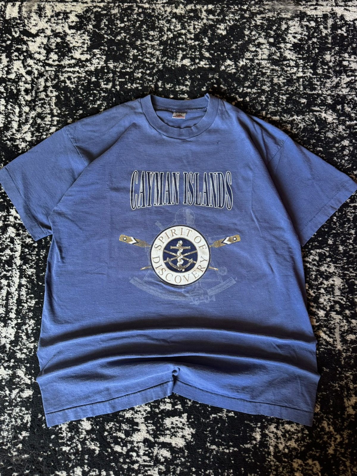 Vintage 90s Cayman Island TSHIRT Size US XL / EU 56 / 4 - 1 Thumbnail