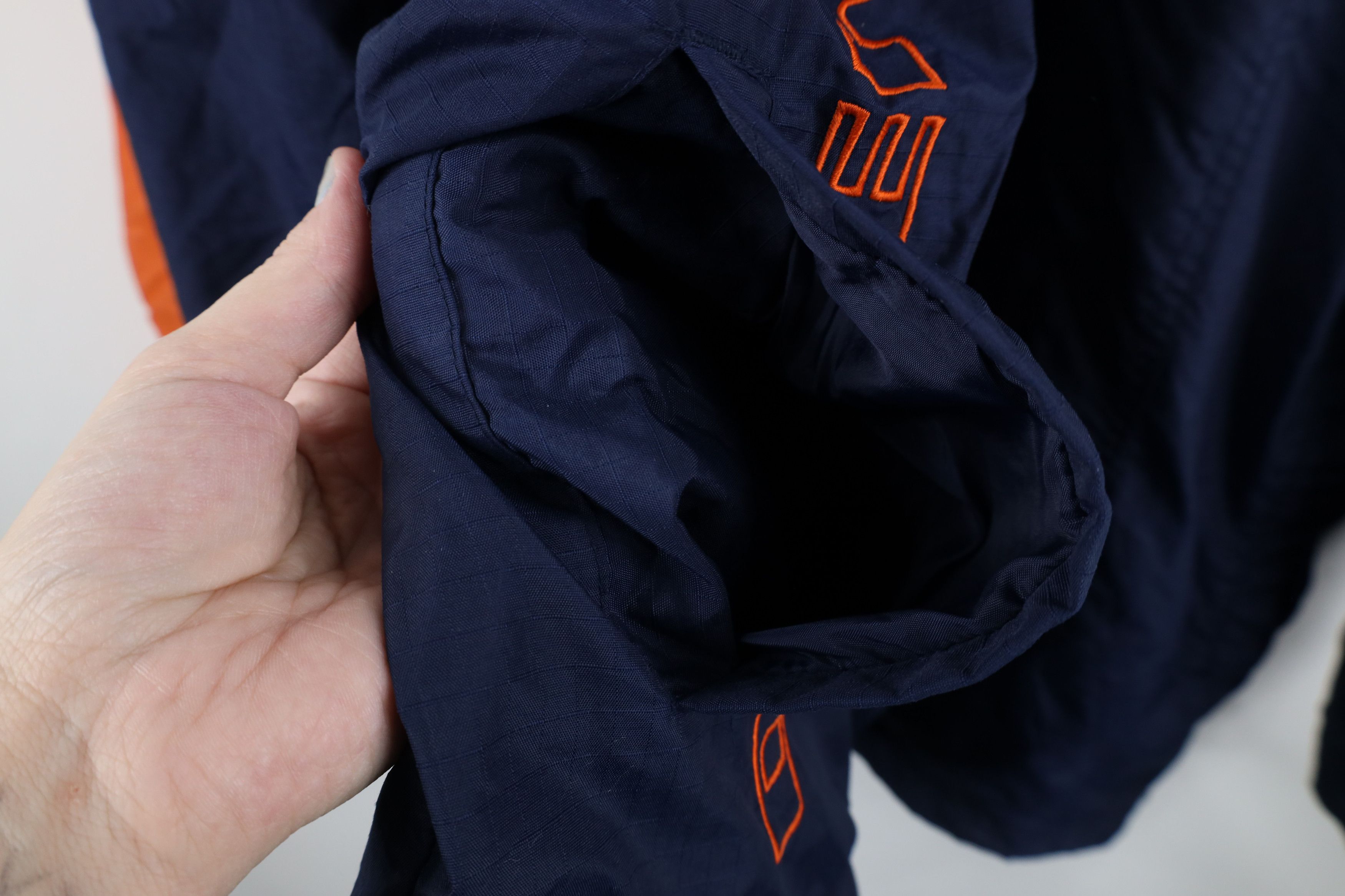 Vintage Vintage 90s Lined Denver Broncos Football Pullover Jacket Size US L / EU 52-54 / 3 - 7 Thumbnail