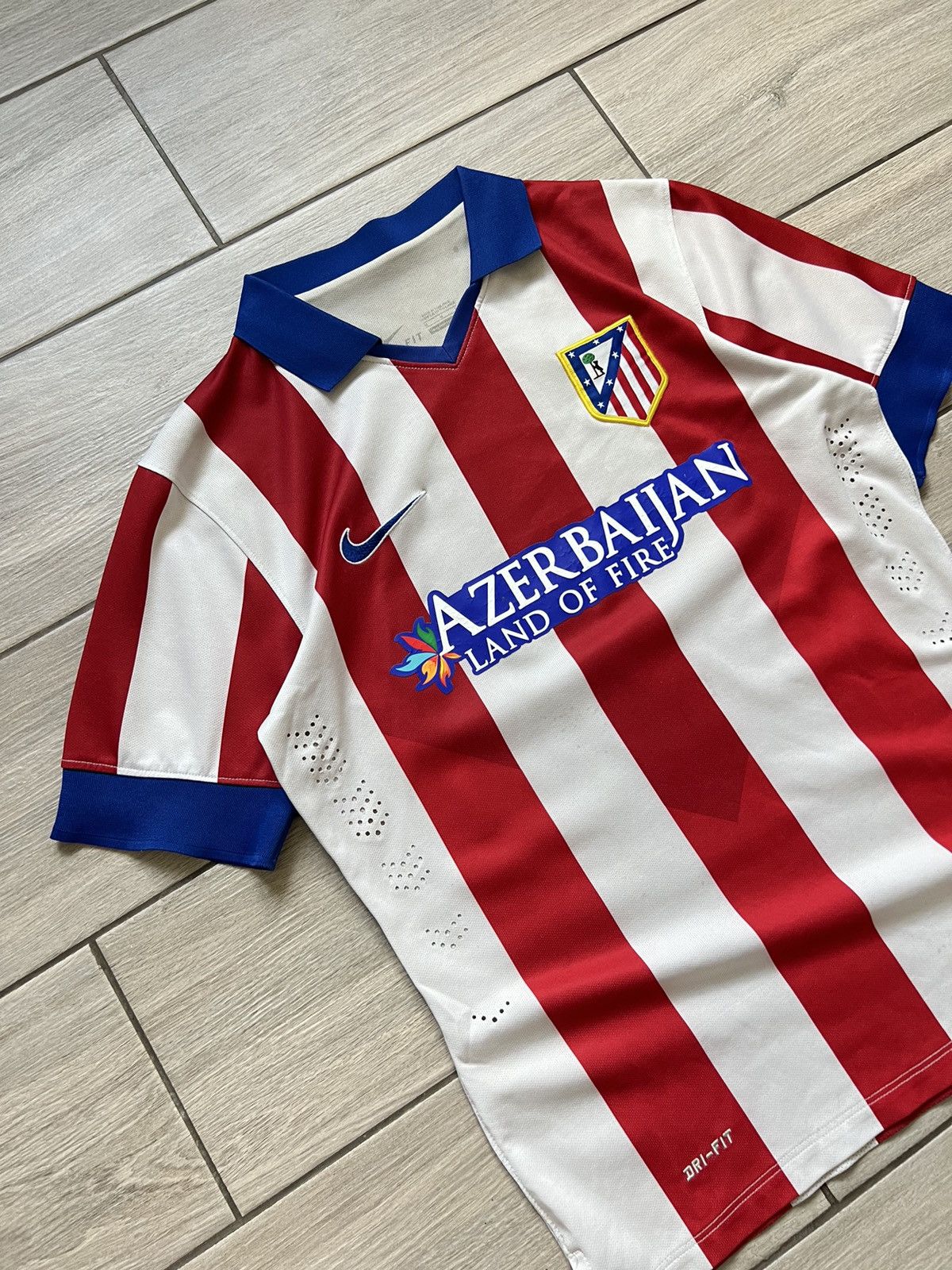 Other Athletico madrid home 2013/2014 Jersey Football Size US M / EU 48-50 / 2 - 4 Thumbnail