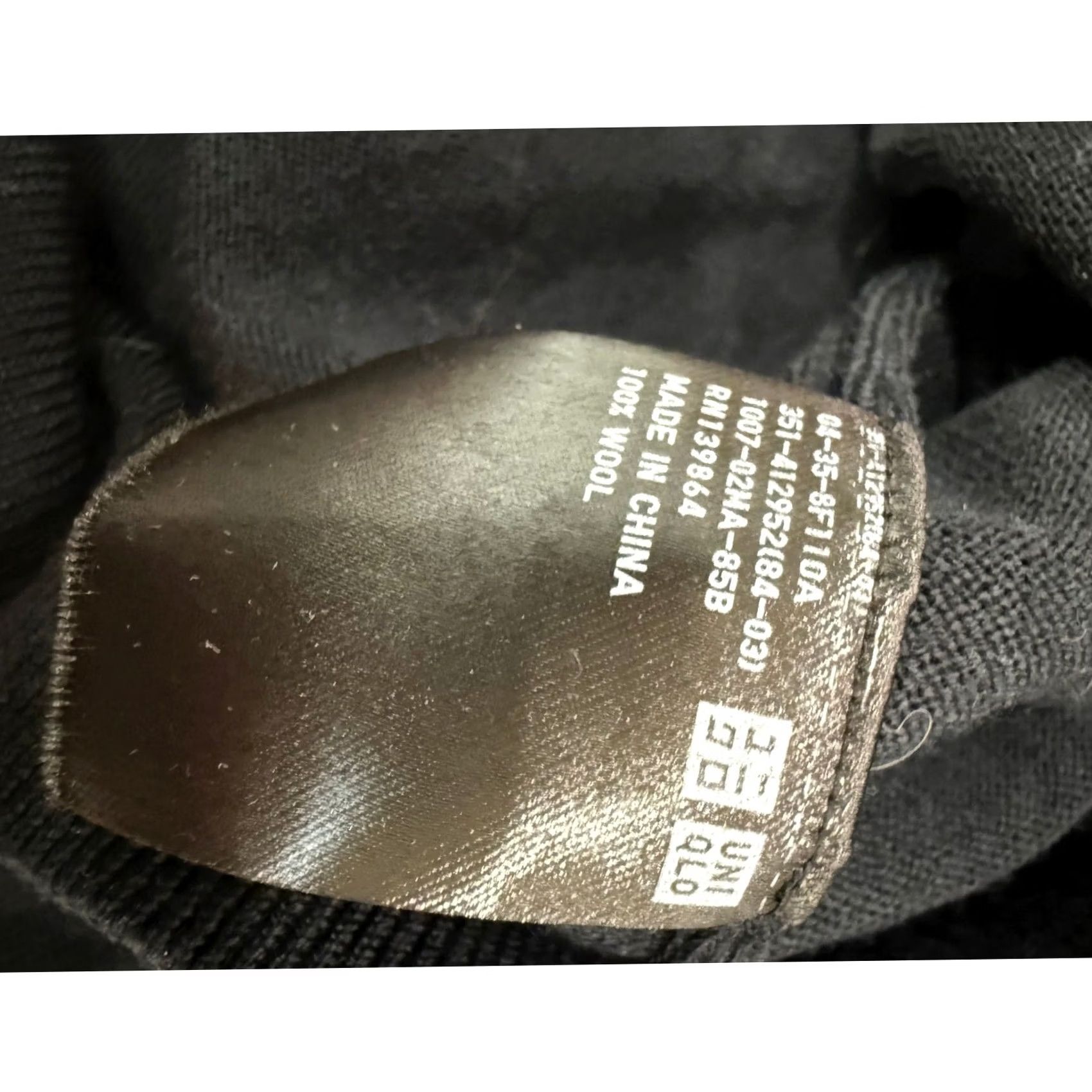 Uniqlo Uniqlo U Black Wool Knit Turtleneck Sweater Women S Pullover Regular Size Small, Black, Wool Knit, Turtleneck, Pullover, Sweater, Women S Size S / US 4 / IT 40 - 4 Thumbnail