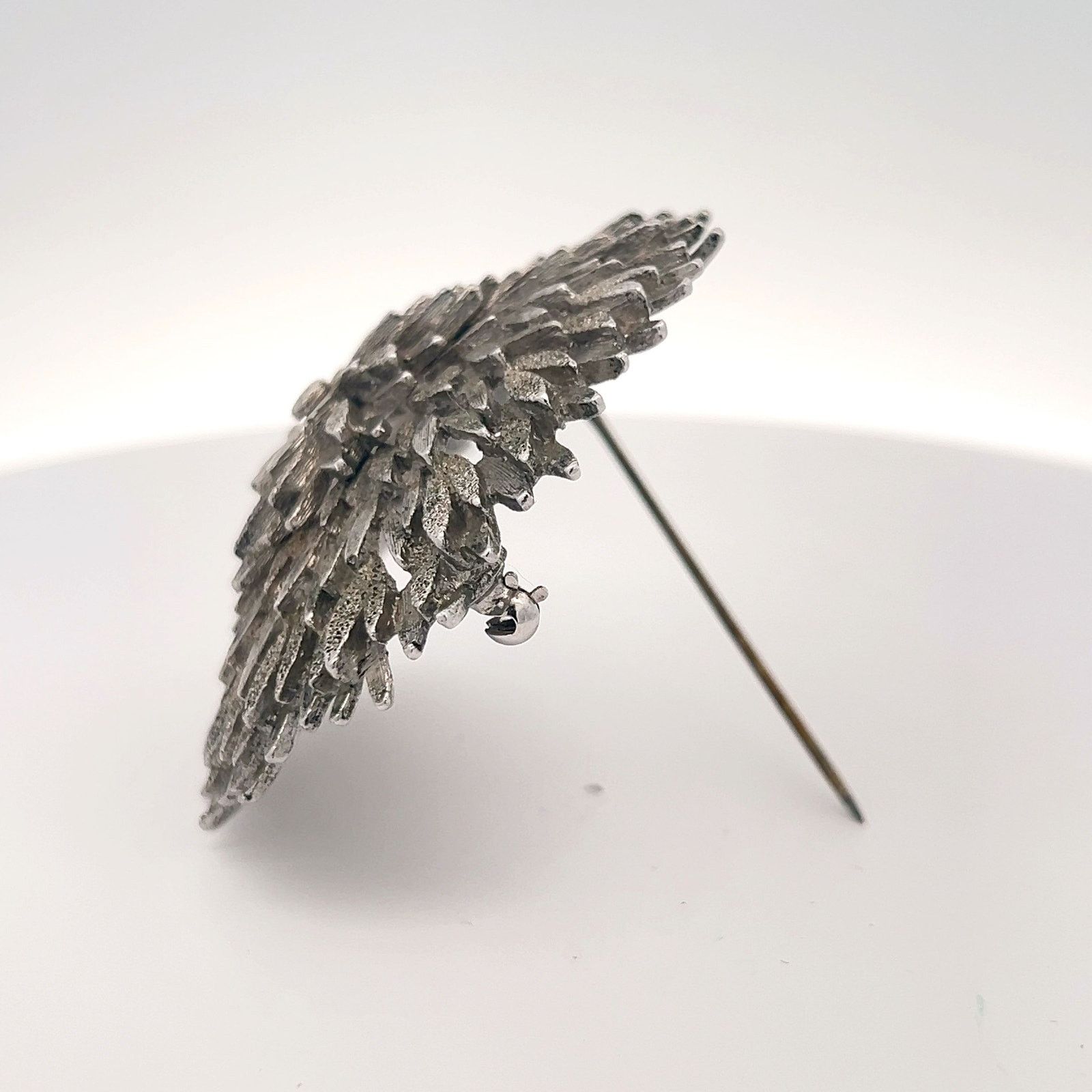 Monet Monet Textured Petal Silvertone Layered Brooch Pin Size ONE SIZE - 5 Thumbnail