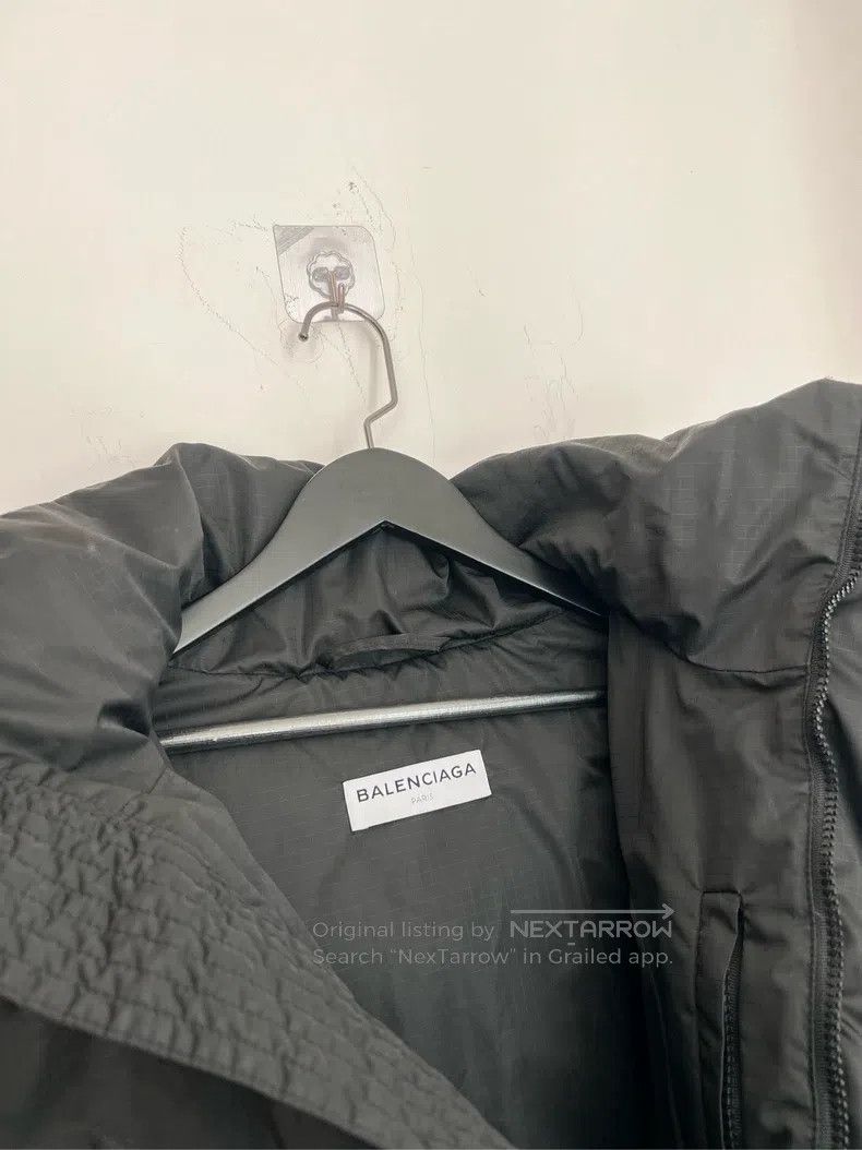 Balenciaga Balenciaga Black Irregular Down Jacket, Size 34 Size XXS / US 00 / IT 34 - 6 Thumbnail