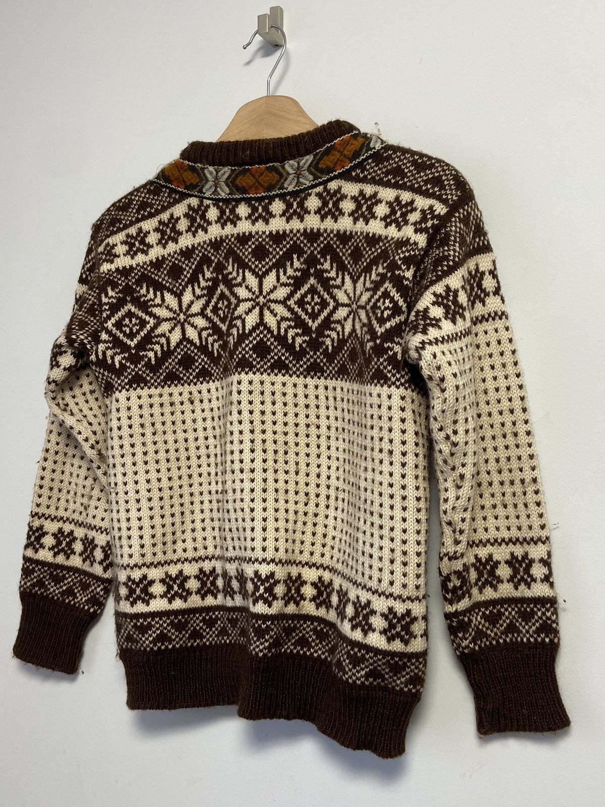 Vintage DALE OF NORWAY Collection Floral Wool Knit Button Cardigan Size M / US 6-8 / IT 42-44 - 17 Thumbnail