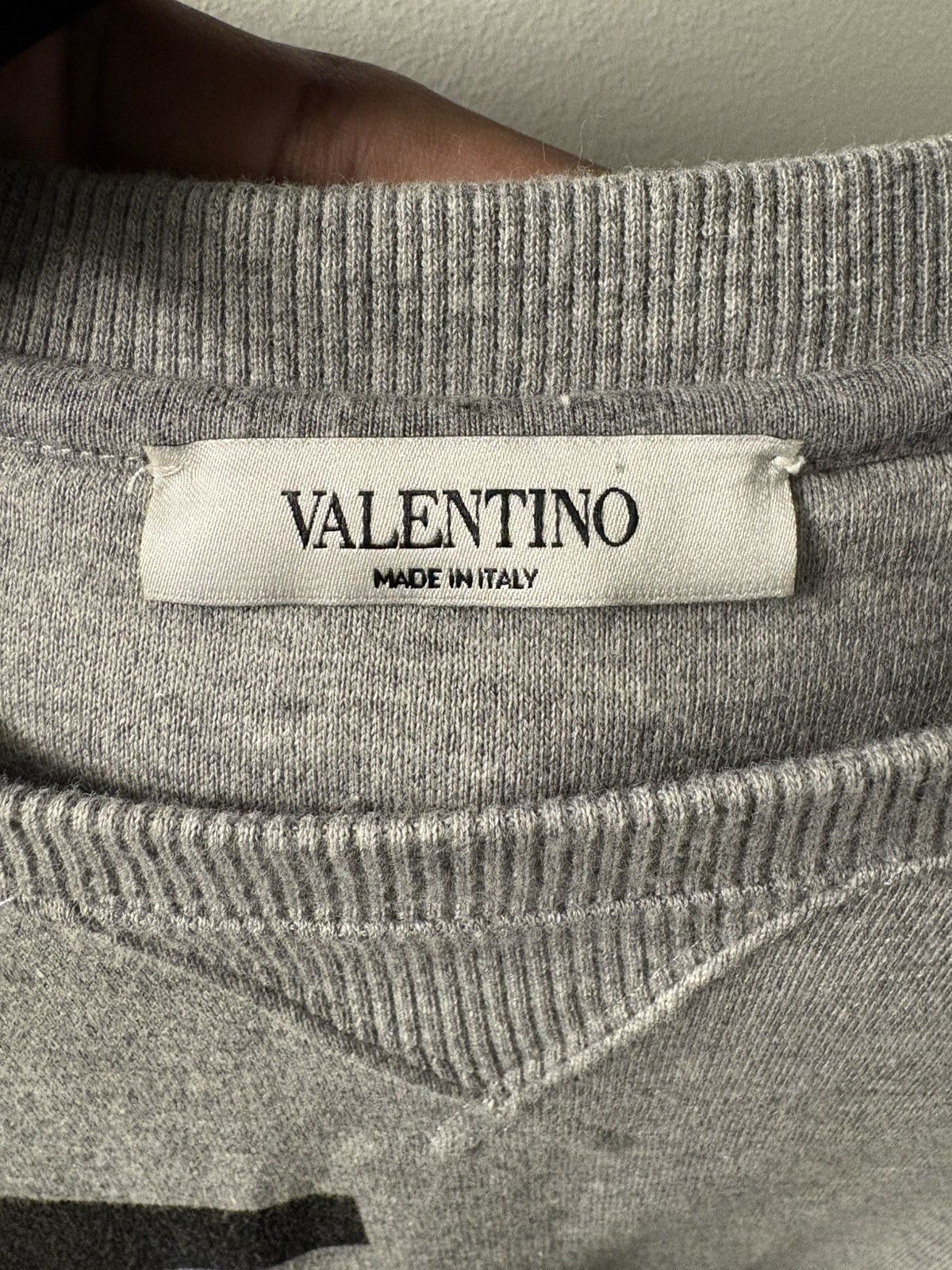 Valentino Valentino V Logo Crewneck Size US L / EU 52-54 / 3 - 3 Thumbnail