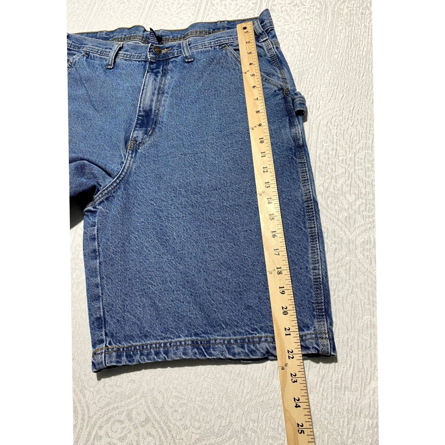 Vintage Rugged Wear Mens Carpenter Shorts Blue Denim Medium Wash Relaxed Fit 36 Jorts Cargo 5-Pocket Workwear Denim Shorts Mens 36 Blue Size US 36 / EU 52 - 6 Thumbnail