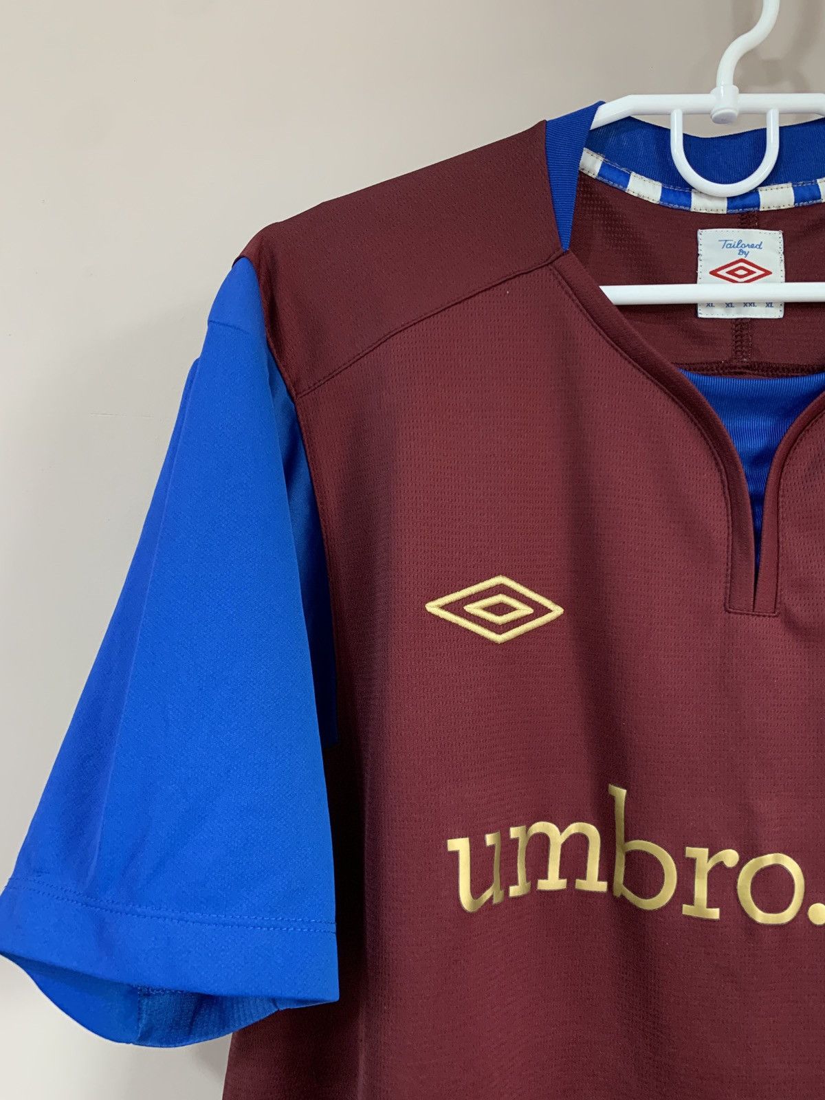 Umbro × Vintage Linfield 2011/12 Football Shirt Umbro Soccer 125 Years Retro Size US XL / EU 56 / 4 - 4 Thumbnail
