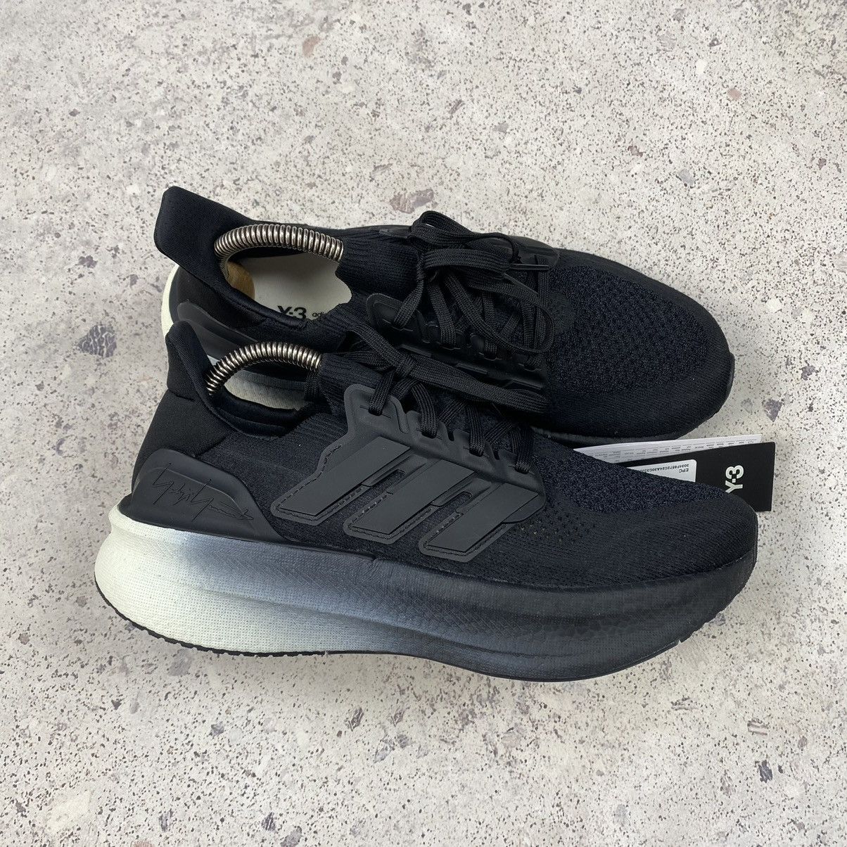 Y-3 Adidas Y-3 Ultraboost 5 Black Orbit Grey JR6647 Size US 7 / EU 40 - 1 Thumbnail
