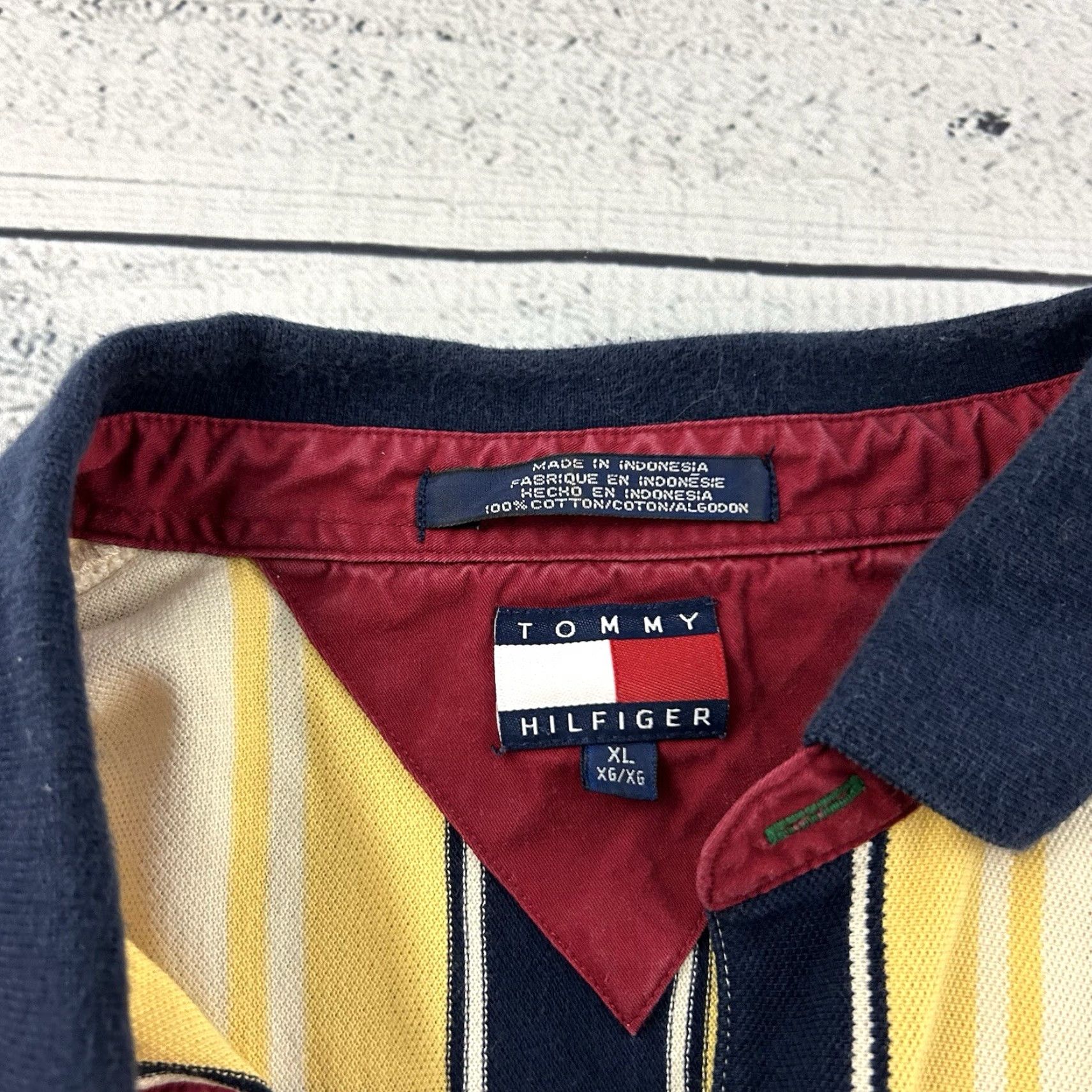 Tommy Hilfiger Tommy Hilfiger Striped Long Sleeve Button-Up Shirt Mens XL Maroon 90s Rugby Shirt Size US XL / EU 56 / 4 - 2 Thumbnail