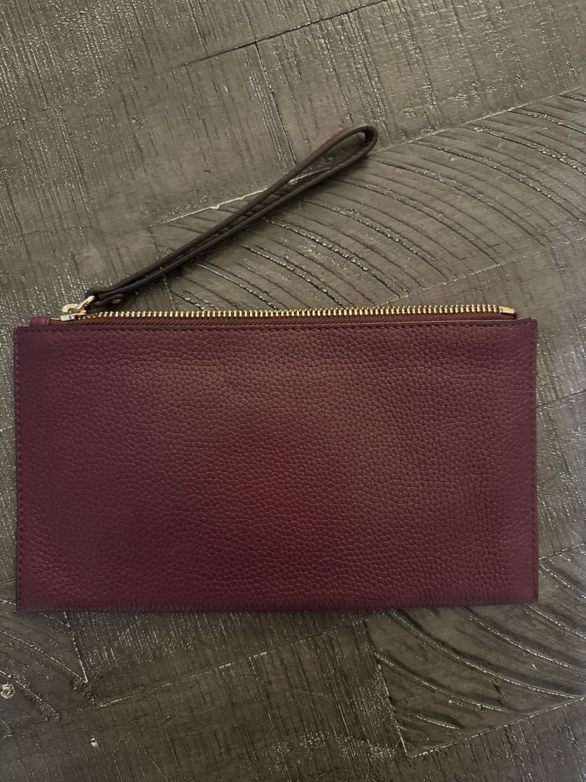 Michael Kors Michael Kors Burgundy Wristlet Size ONE SIZE - 2 Thumbnail