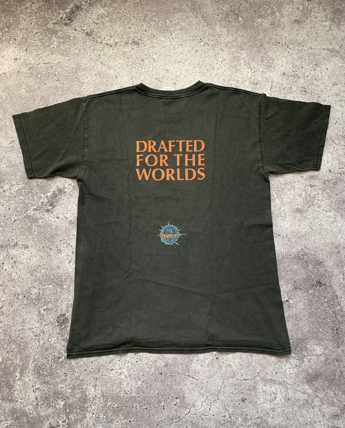 The Game 🔥VINTAGE GAME THE GATHERING SCOURGE 00’S DRAGON MAGE TSHIRT Size US L / EU 52-54 / 3 - 8 Thumbnail
