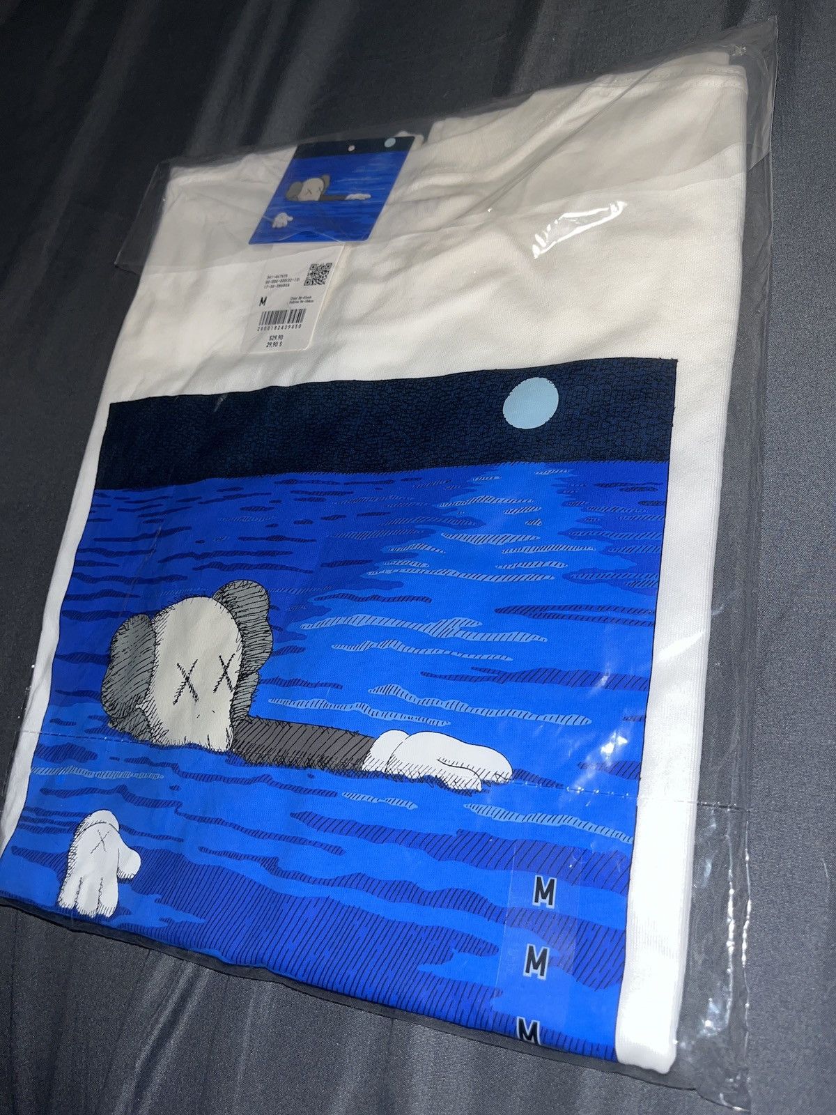 Kaws × Uniqlo Kaws x Uniqlo T-Shirt Size US M / EU 48-50 / 2 - 5 Thumbnail