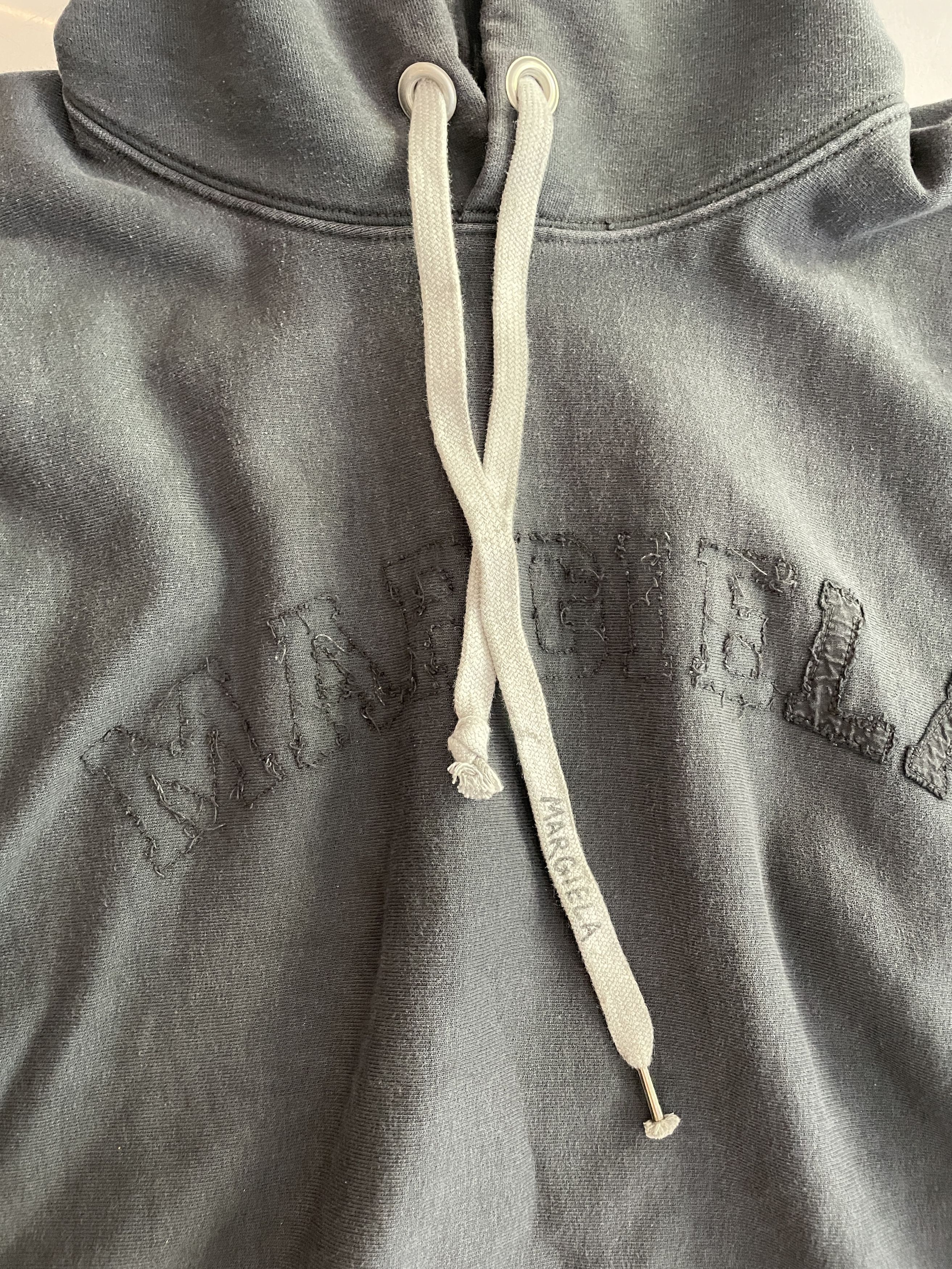 Maison Margiela Distressed and faded hoodie with margiela lace belt as cord Size US L / EU 52-54 / 3 - 3 Thumbnail