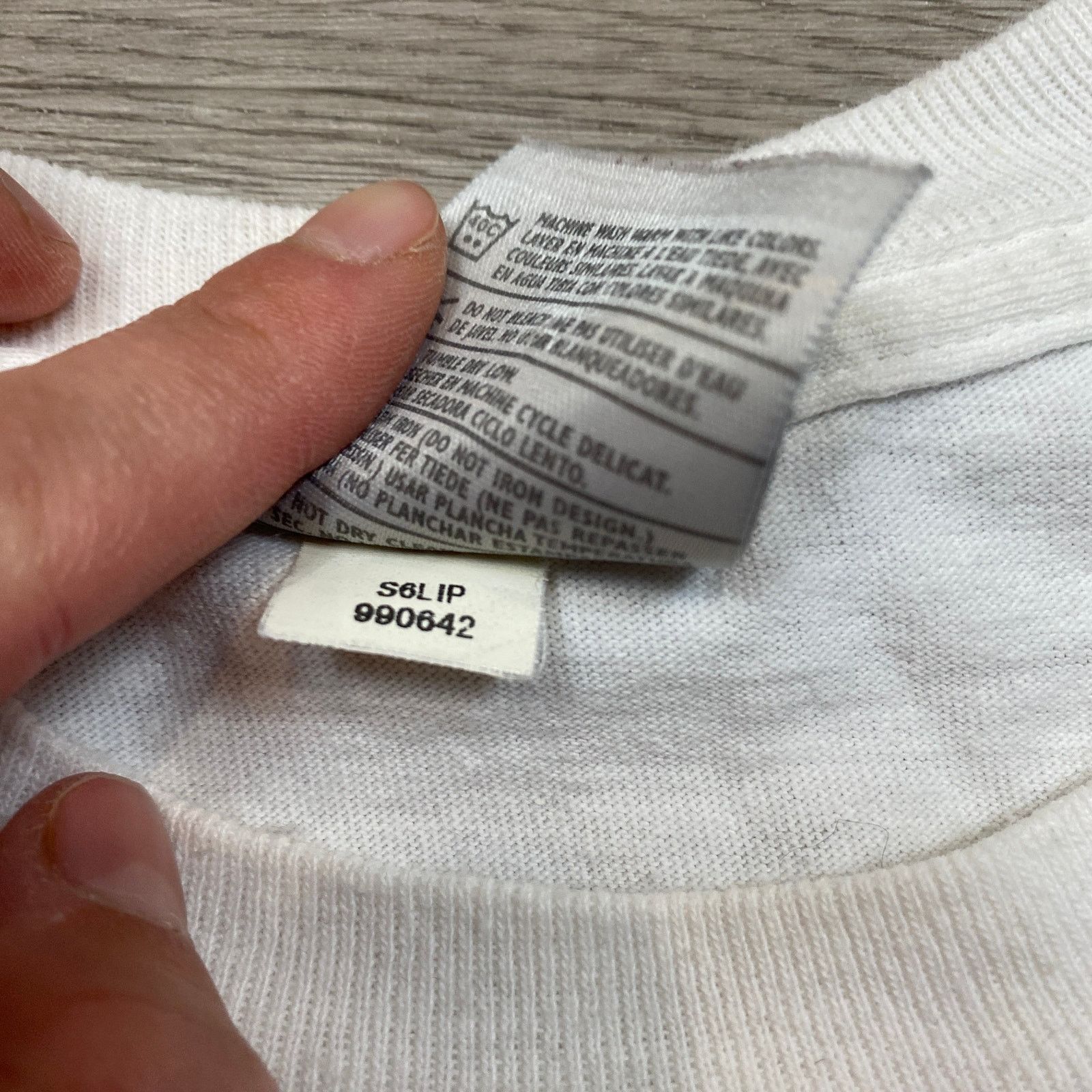 Nike × Vintage VTG Y2K Nike Silver Tag Center City Spellout Swoosh Shirt L Size US L / EU 52-54 / 3 - 8 Thumbnail