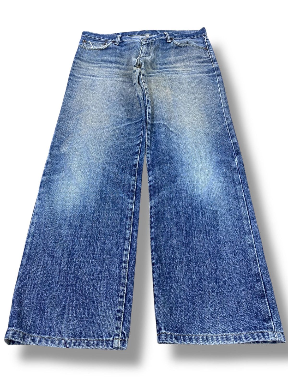 Uniqlo Uniqlo Faded Dark Wash Whiskers Style Loose Jeans Size US 35 - 1 Thumbnail