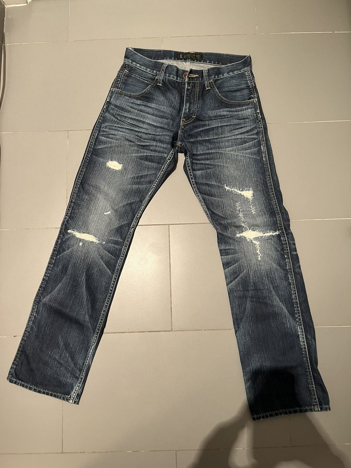 Japanese Brand vintage faded japanese denim distressed and repaired jeans Size US 30 / EU 46 - 1 Thumbnail