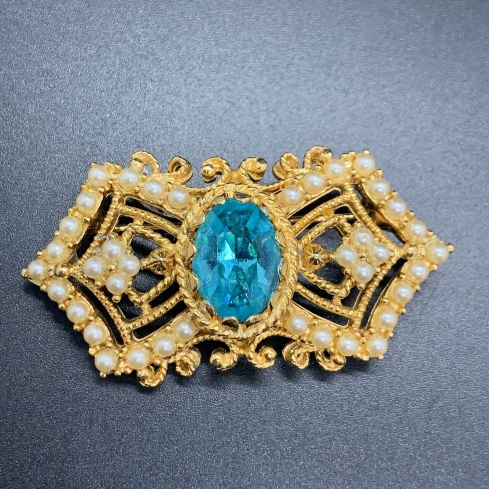 Other Hollycraft Vintage Gold Tone Blue Faux Pearl Bow Brooch Size ONE SIZE - 3 Thumbnail