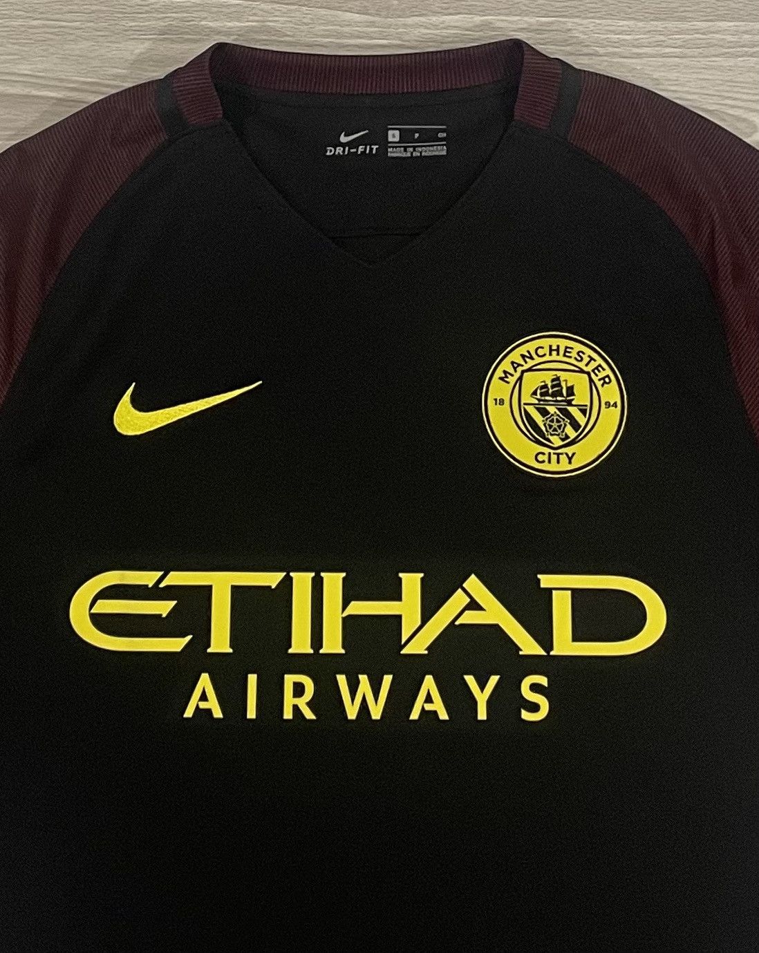 Nike Nike 2016/17 Manchester City Soccer Jersey Men’s Size Small Size US S / EU 44-46 / 1 - 2 Thumbnail