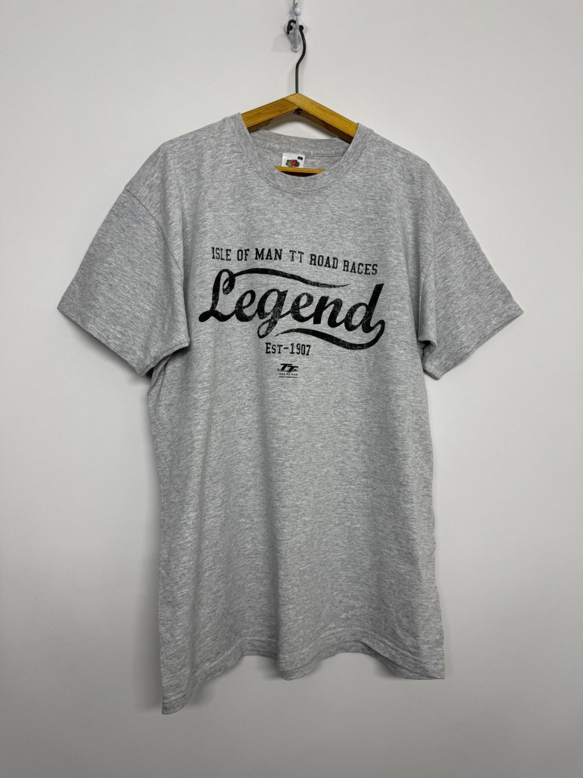 Fruit Of The Loom Vintage Y2k Big Logo Legend T Shirt Size US L / EU 52-54 / 3 - 5 Thumbnail