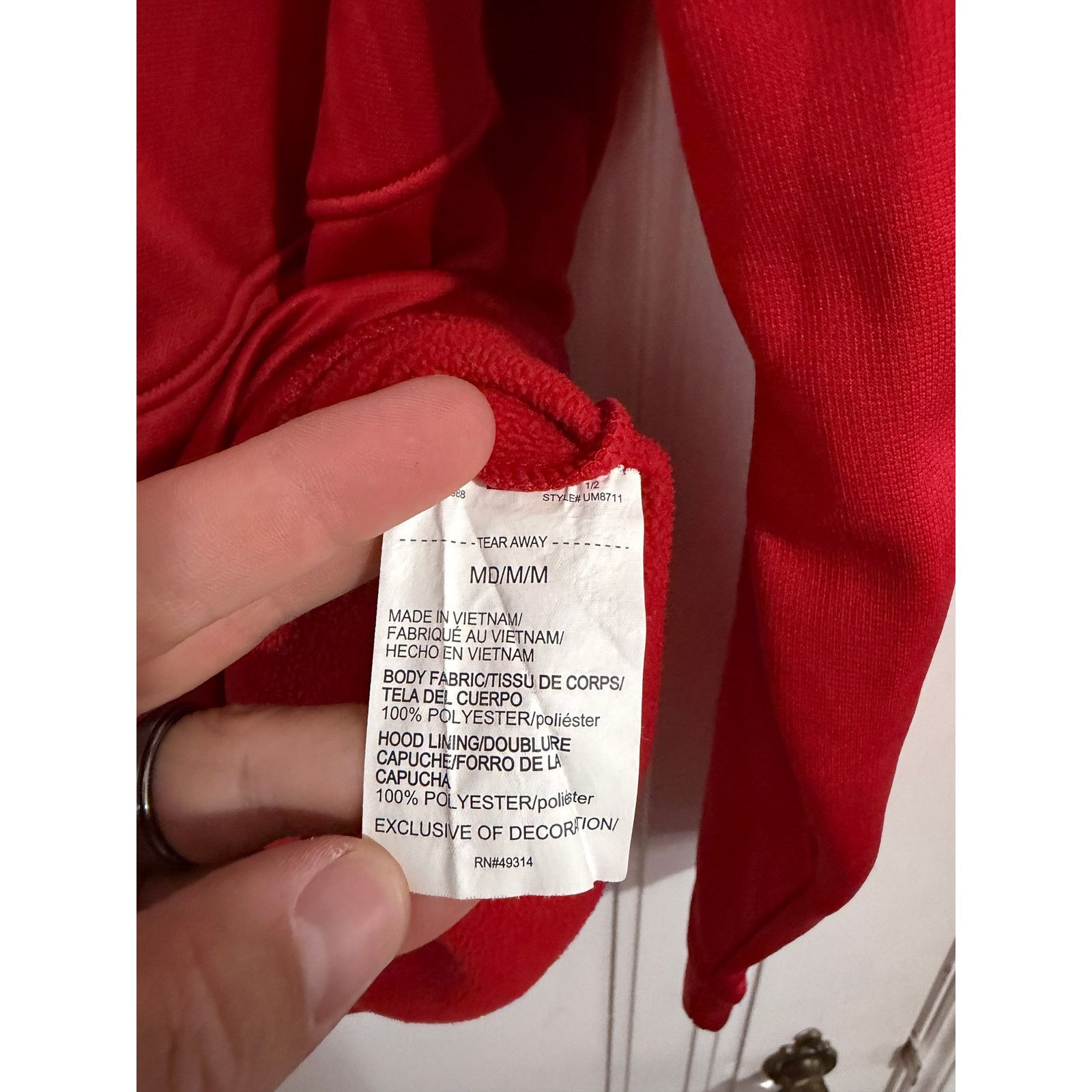 Under Armour University of Wisconsin Badgers Red Under Armour Hoodie Sz M Size US M / EU 48-50 / 2 - 5 Thumbnail