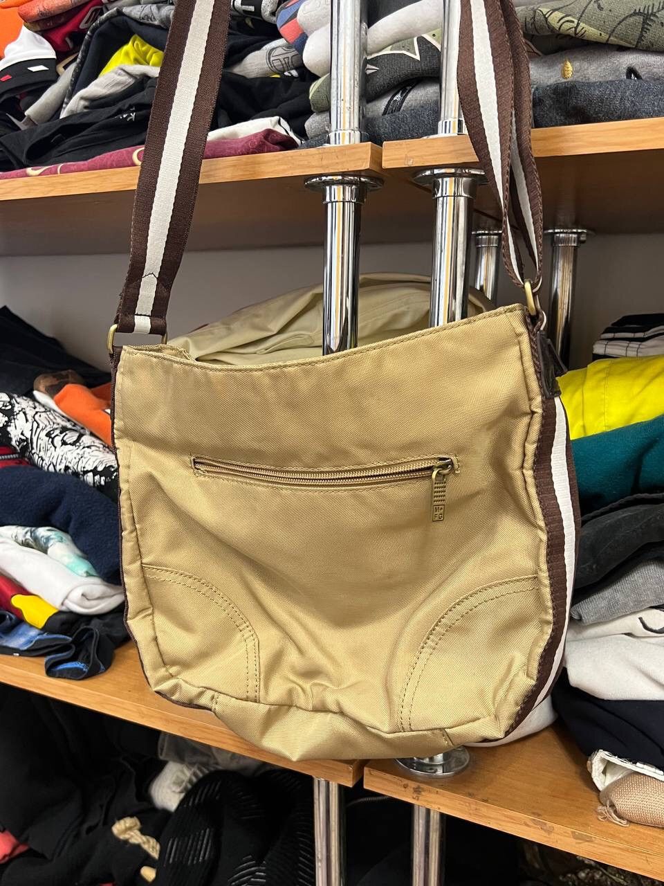 Marithe + Francois Girbaud Marithe Francois Girbaud Y2K Crossbody Sling Bag Size ONE SIZE - 8 Thumbnail