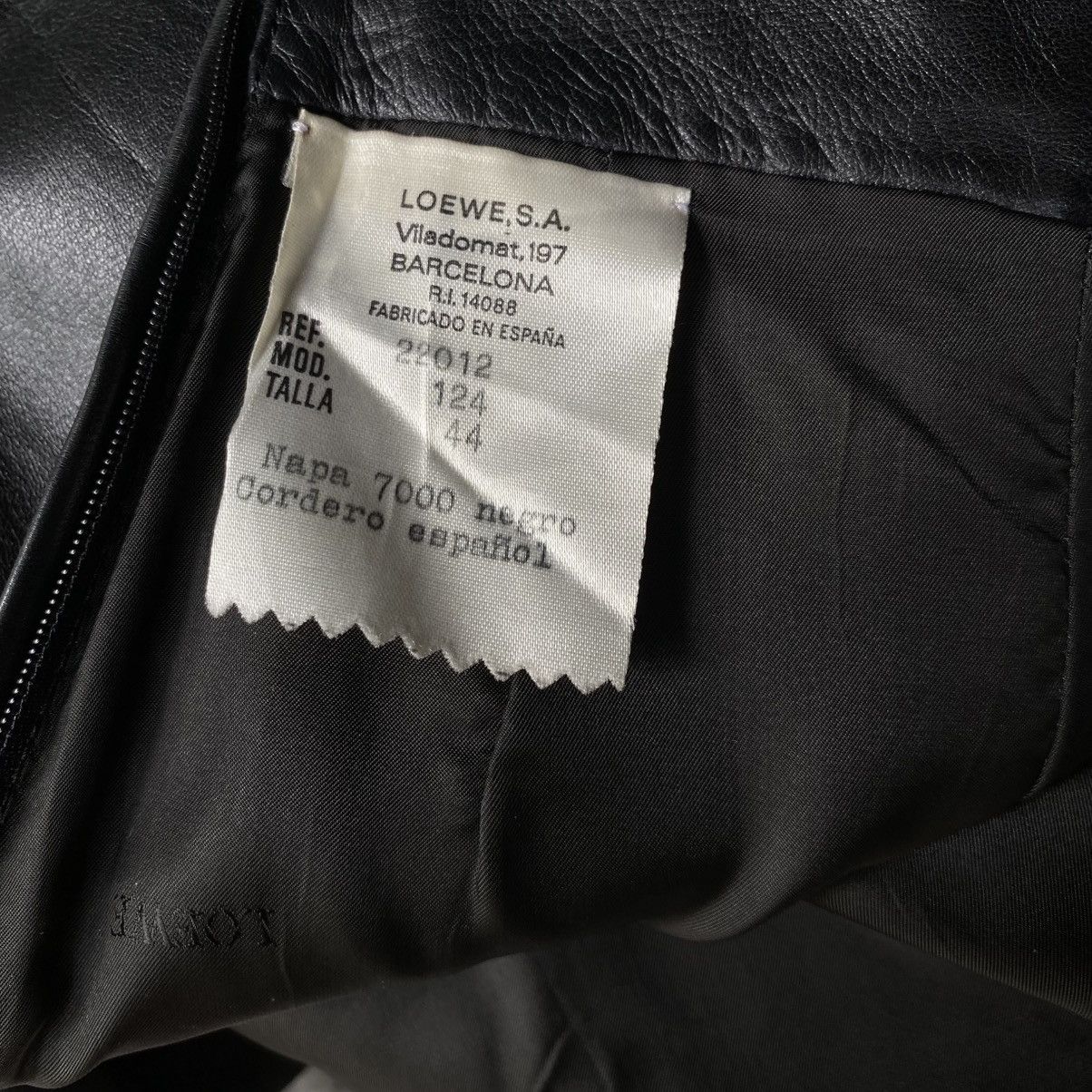 Loewe Loewe Black Leather Skirt with Side Zipper Size 30" / US 8 / IT 44 - 14 Thumbnail
