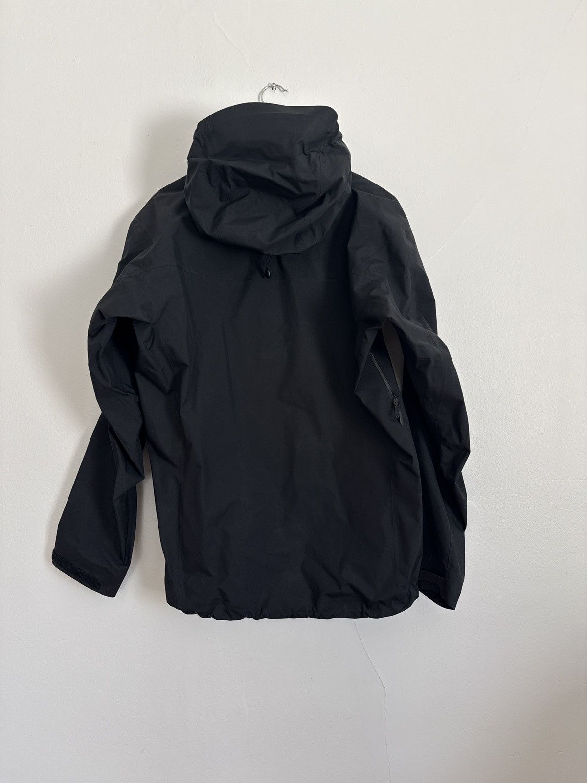 Arc'teryx Arc’teryx Alpha SV Black Size US L / EU 52-54 / 3 - 2 Thumbnail