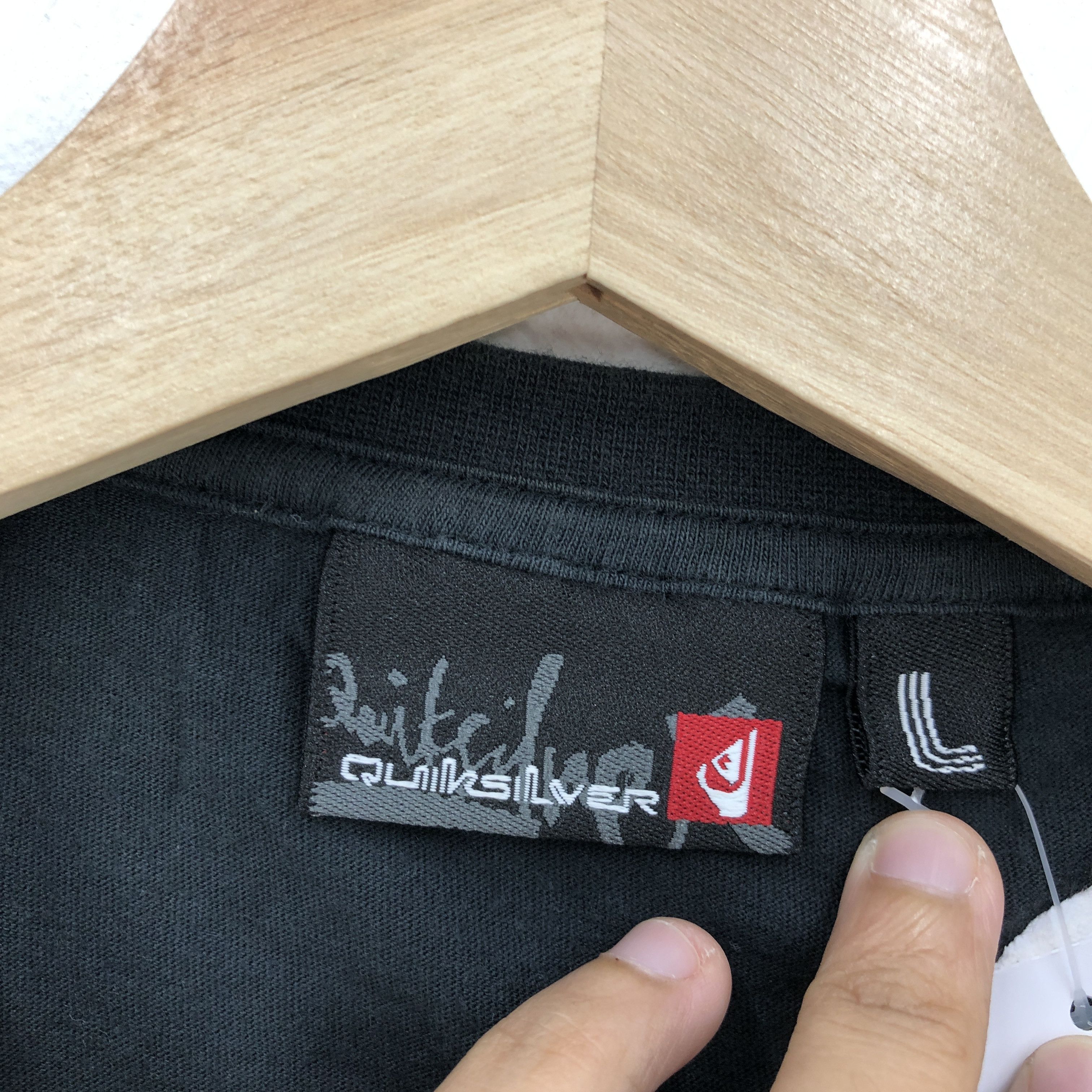 Quiksilver Vintage Y2K Quiksilver T Shirt Quiksilver Surfwear Tees Size US M / EU 48-50 / 2 - 6 Thumbnail