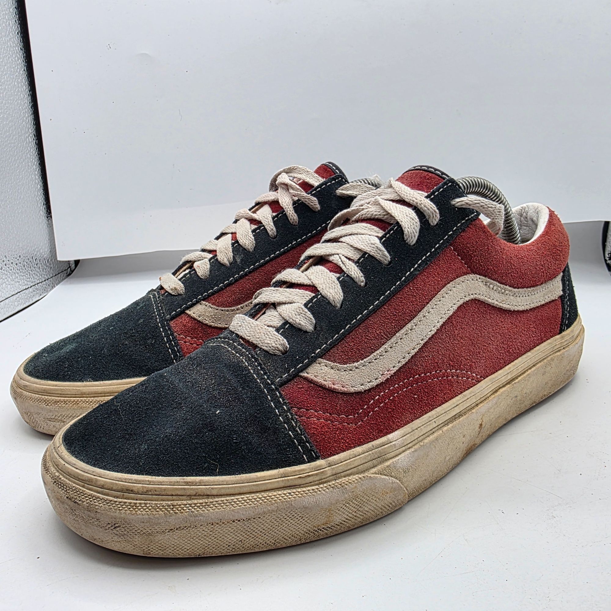 Vans Vans Old Skool Mens Size 10 Red Black Shoes Casual Athletic Size US 10 / EU 43 - 4 Thumbnail