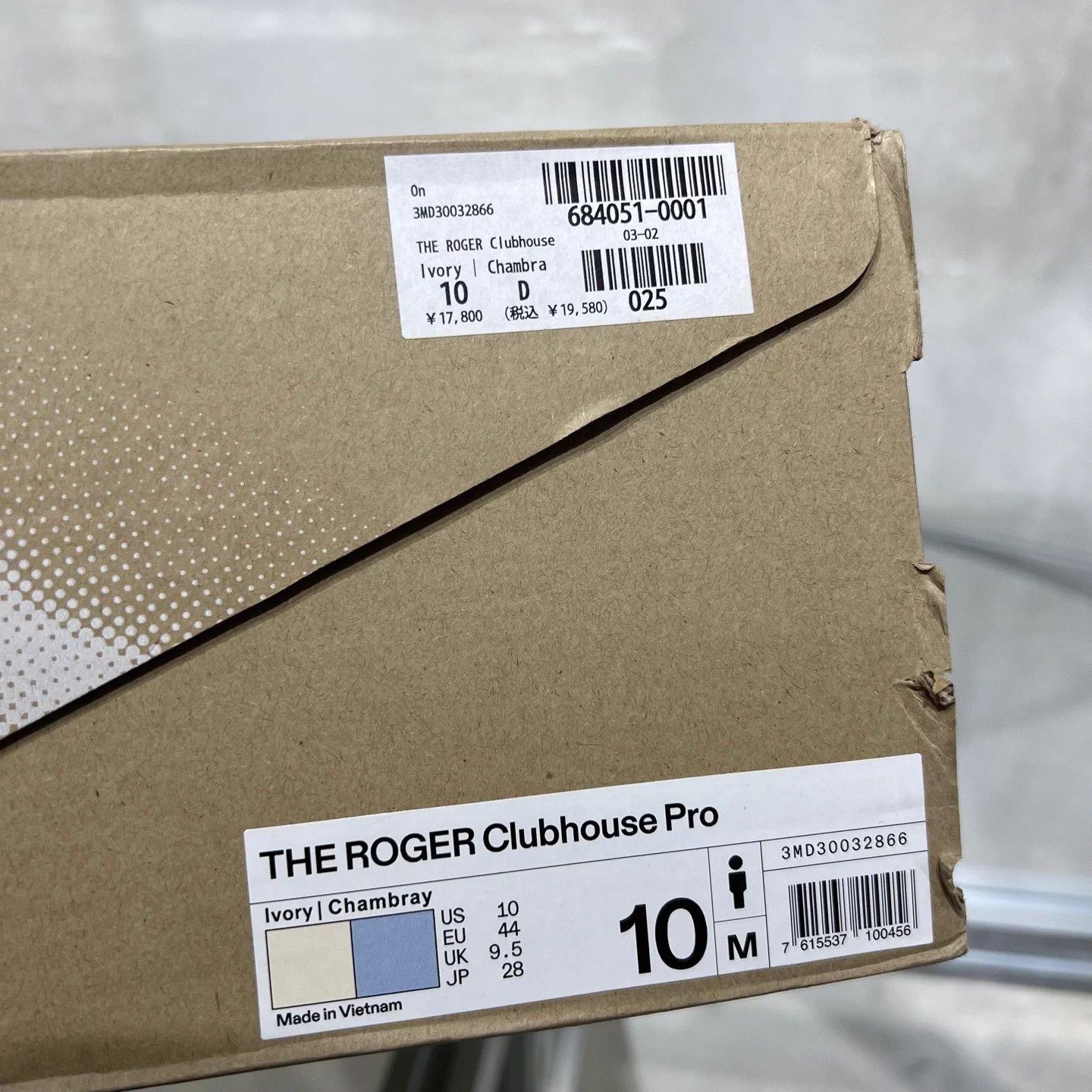 On On Running Shoes White/Blue EUR 43.5 Size US 10.5 / EU 43-44 - 9 Thumbnail