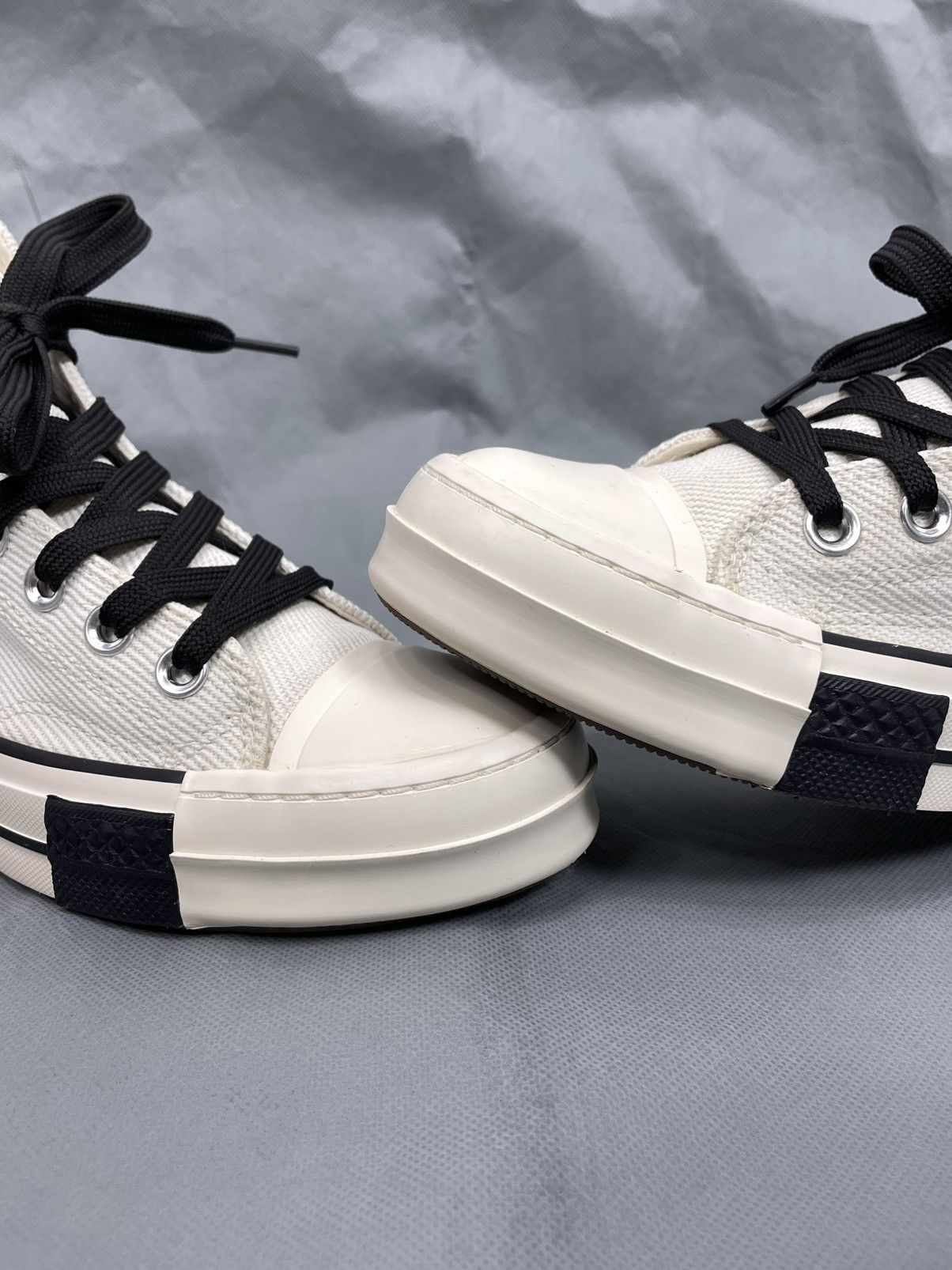 Converse × Rick Owens Drkshdw Rick Owens DRKSHDW x Converse DRKSTAR Chuck 70 Hi Size US 5.5 / IT 35.5 - 10 Thumbnail