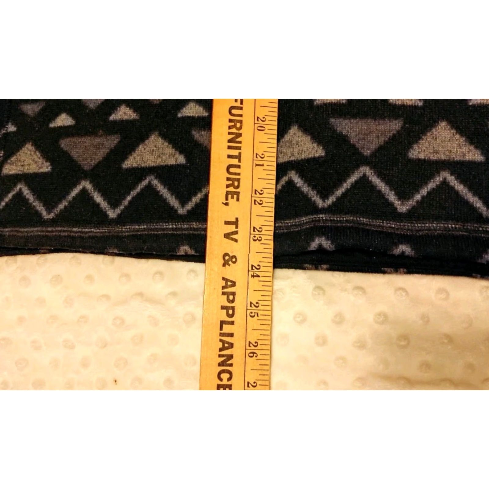 The North Face VINTAGE The North Face Woman's 1/4 Zip Aztec Print Black Gray Fleece Knit Sweater L Women Mock Neck Logo Embroidered 1/4 Zip Autumn Winter Size L / US 10 / IT 46 - 5 Thumbnail