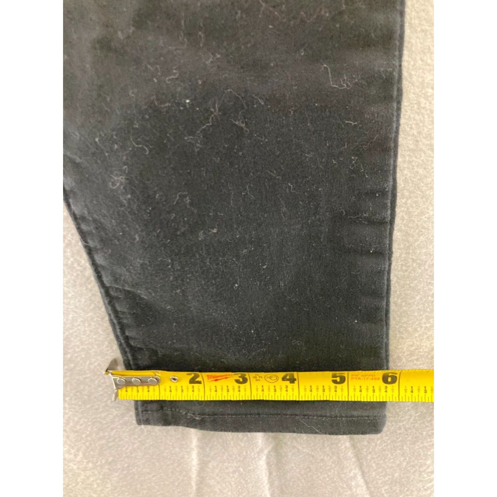 Levi's Levi's 711 Skinny Jeans Womens 32x30 Black Denim Jeans Slim Mid Rise Cotton Blend Regular Color Black 711 Skinny Womens Jeans 32x30 Black Levi's Size 24" / US 00 / IT 34 - 6 Thumbnail