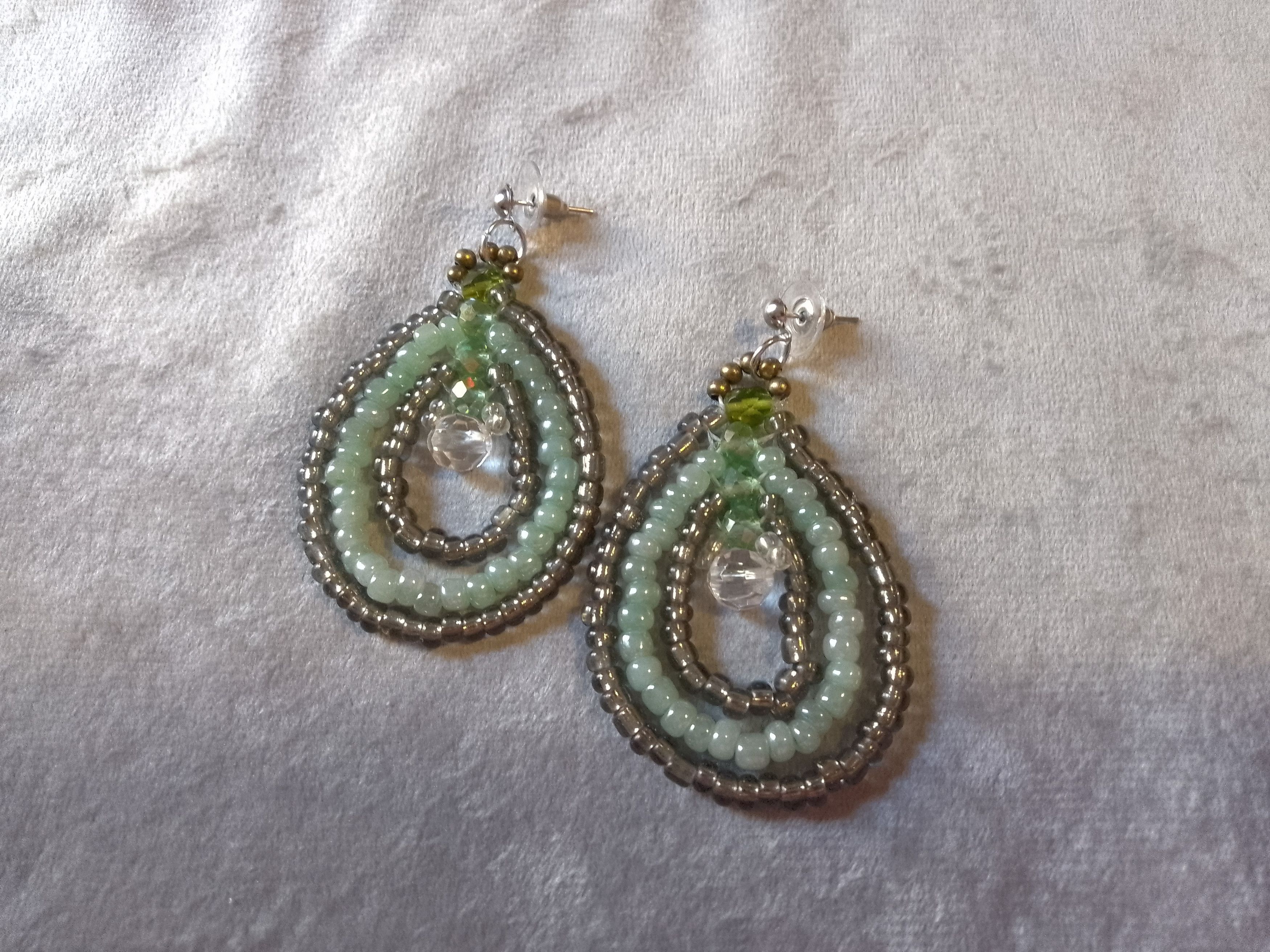 Handmade Necklace Vintage antique style. Elegant Green Beaded Size ONE SIZE - 3 Thumbnail
