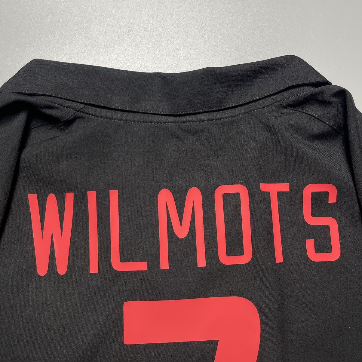 Nike BELGIUM NIKE 2002/2003 FOOTBALL AWAY JERSEY #7 MARC WILMOTS Size US L / EU 52-54 / 3 - 7 Thumbnail