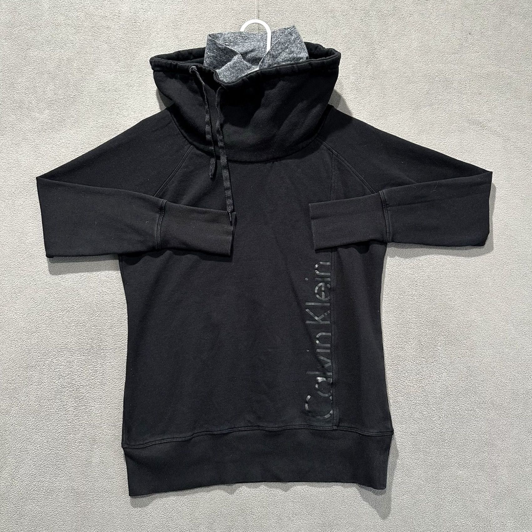 Calvin Klein Calvin Klein Performance Sweatshirt Womens M Black Cowl Neck Quick Dry EUC Size M / US 6-8 / IT 42-44 - 2 Thumbnail