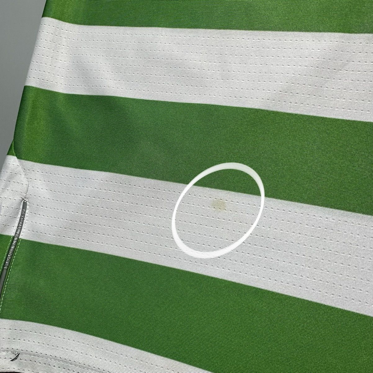 Umbro CELTIC UMBRO 2004/2005 FOOTBALL HOME JERSEY #7 LARSSON Size US XL / EU 56 / 4 - 4 Thumbnail