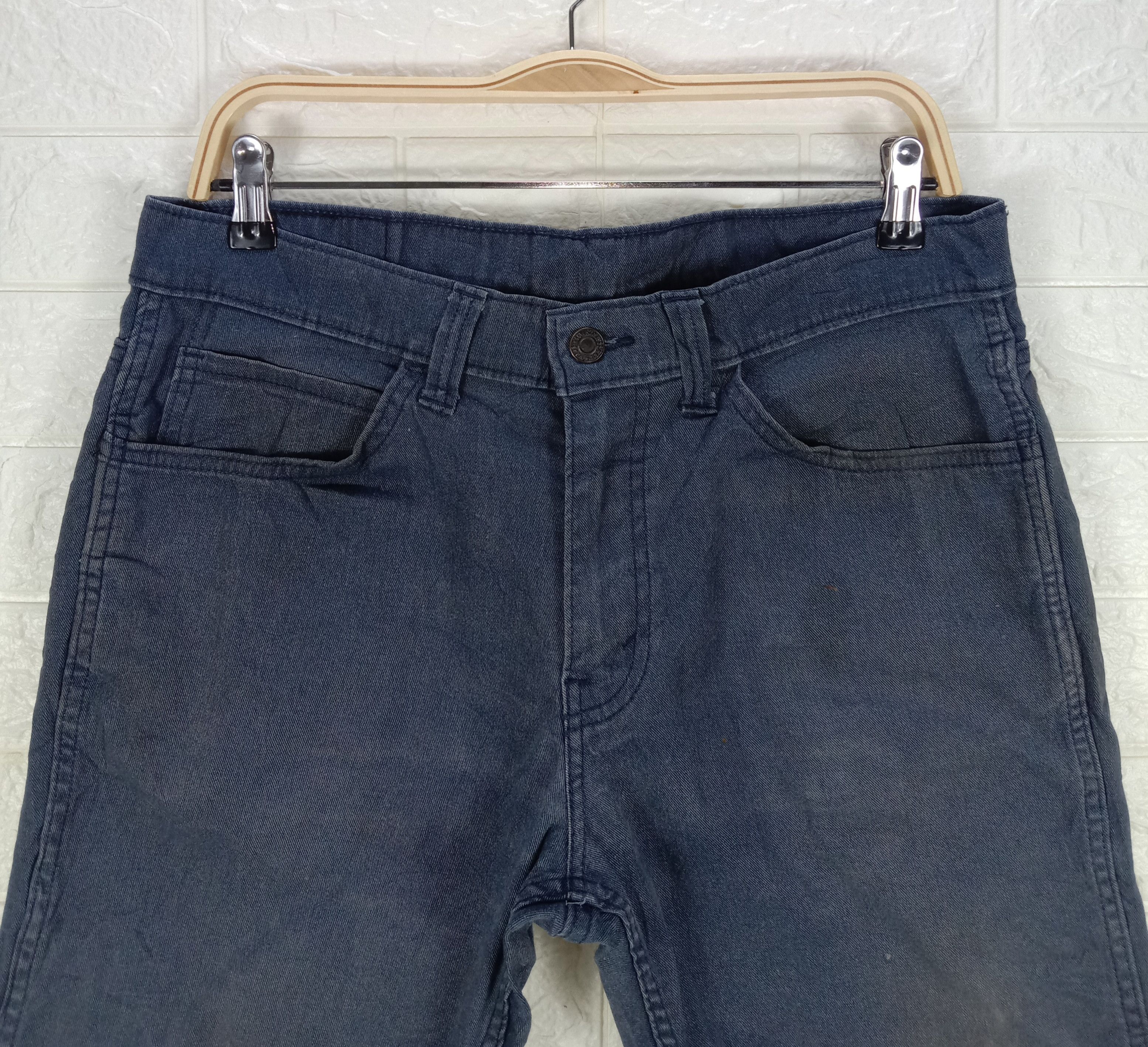 Levi's Vintage Levi's 511 Slim Jeans Size US 33 - 2 Thumbnail